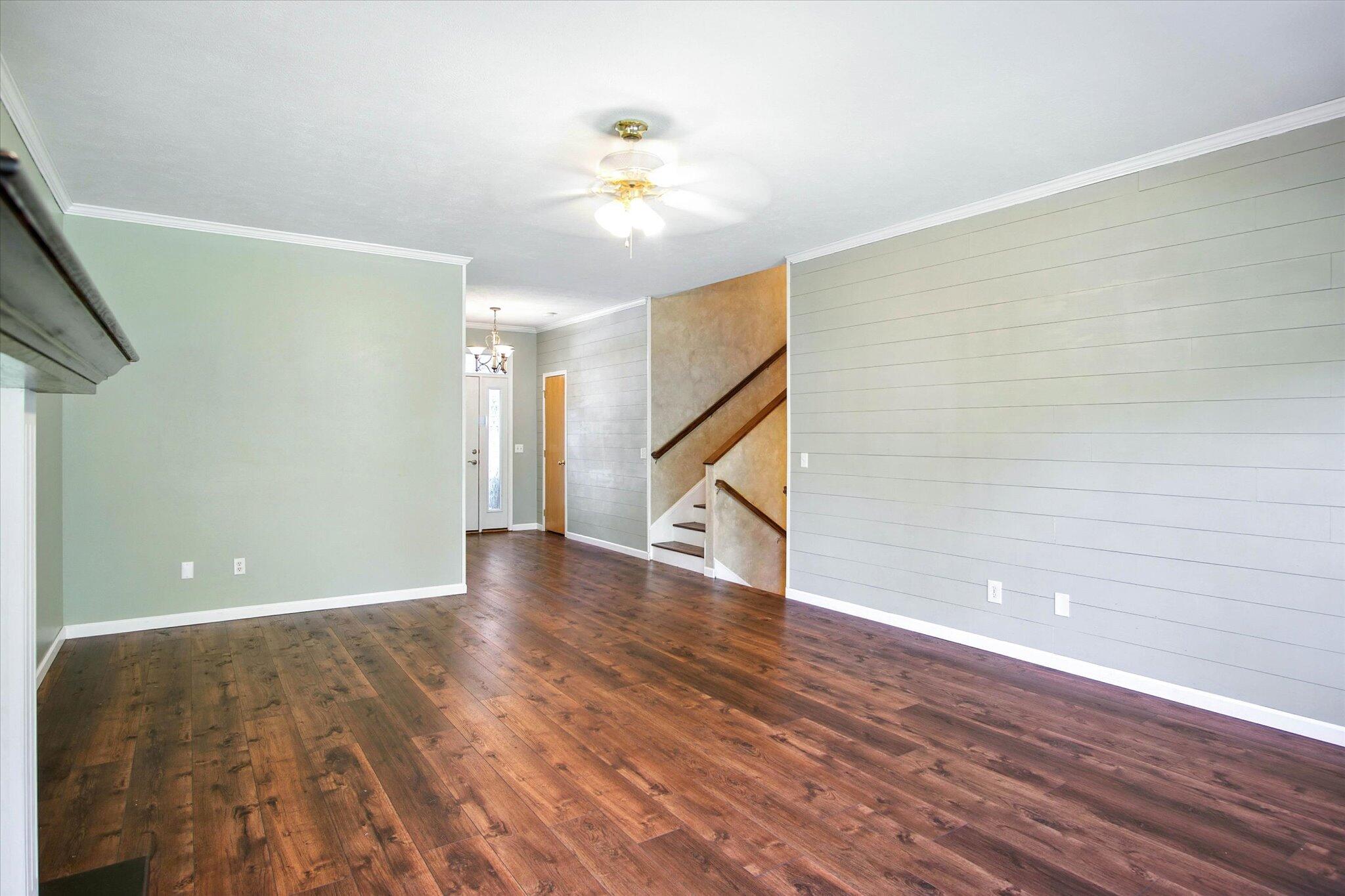 4939 South Prairie View Avenue Property Photo 11