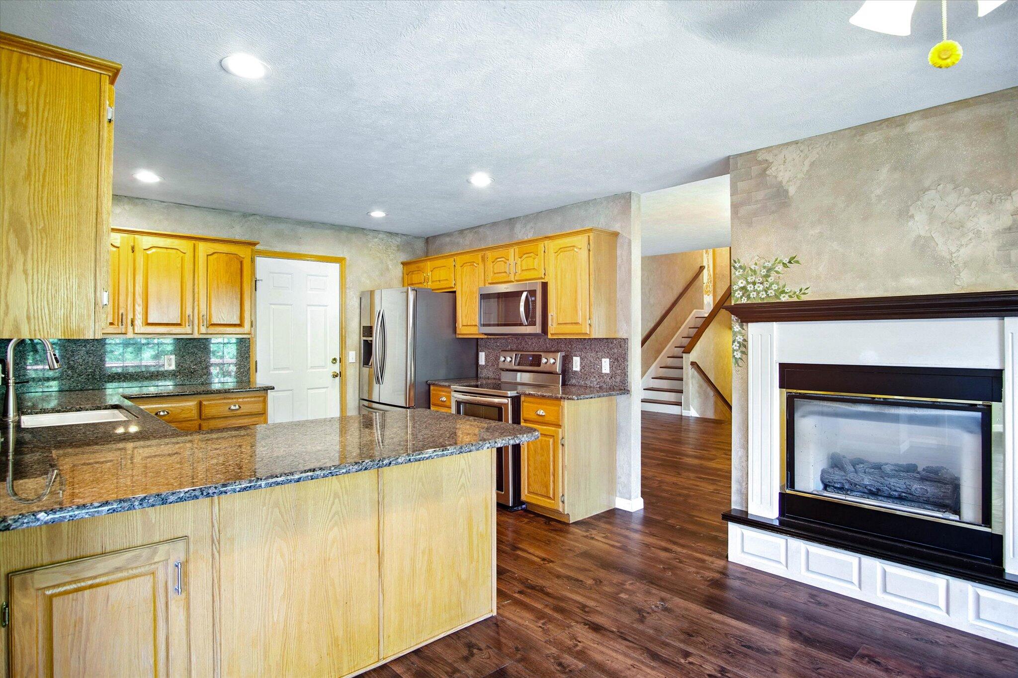 4939 South Prairie View Avenue Property Photo 15