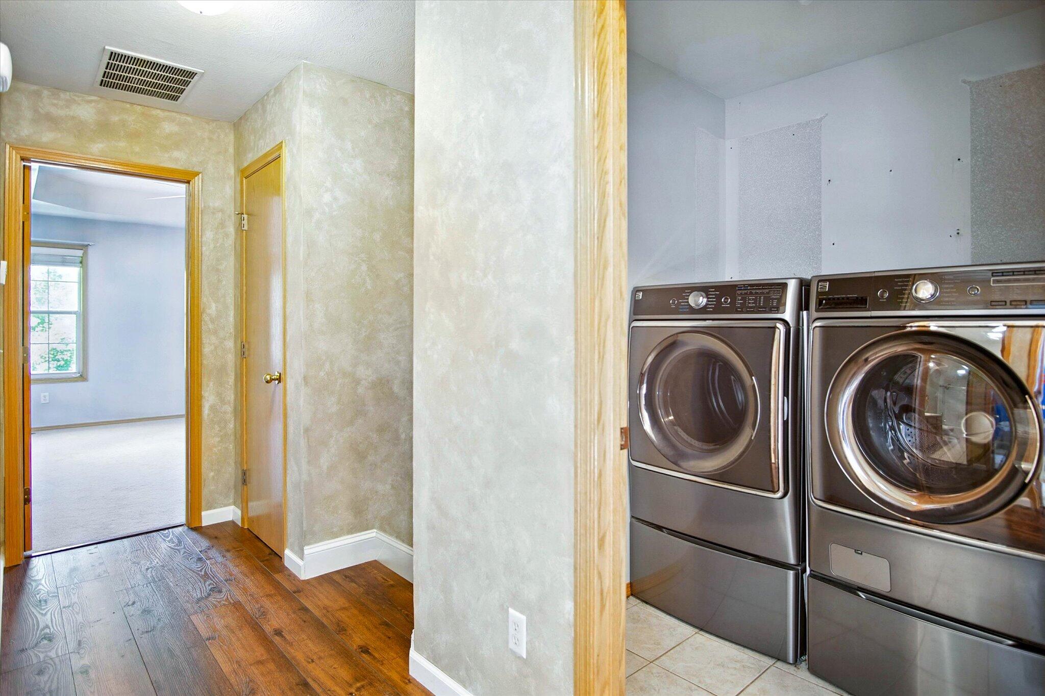 4939 South Prairie View Avenue Property Photo 21