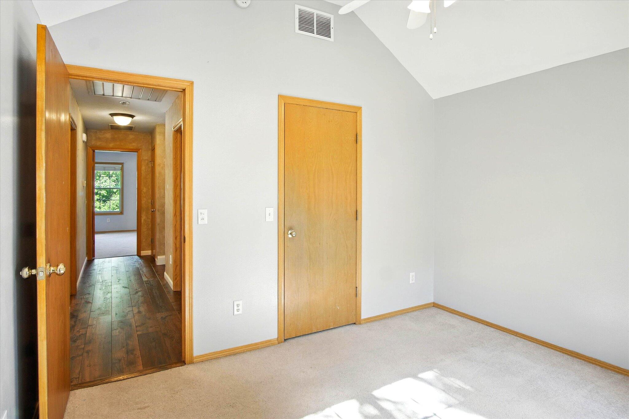 4939 South Prairie View Avenue Property Photo 25