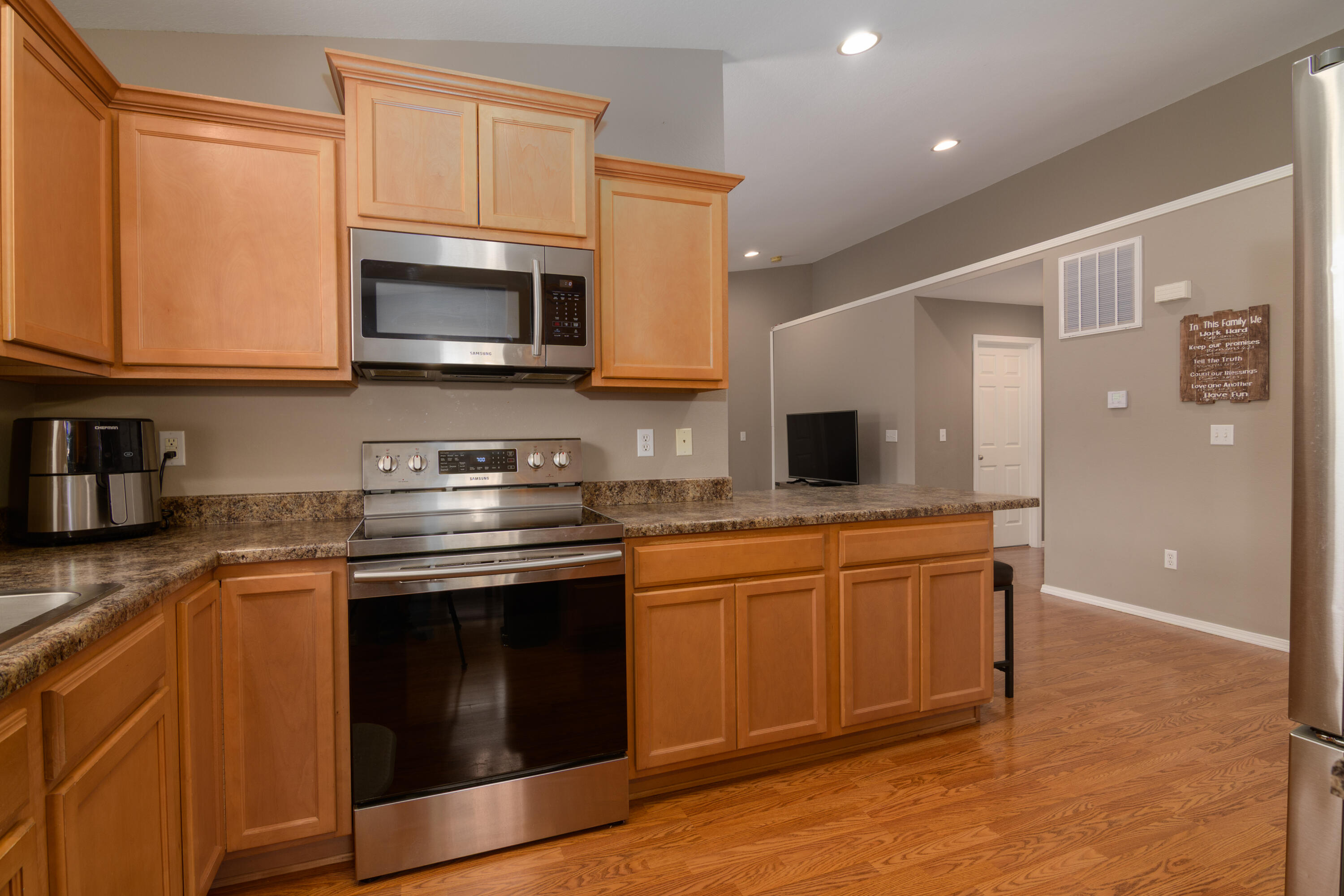380 Eagle Drive Property Photo 11