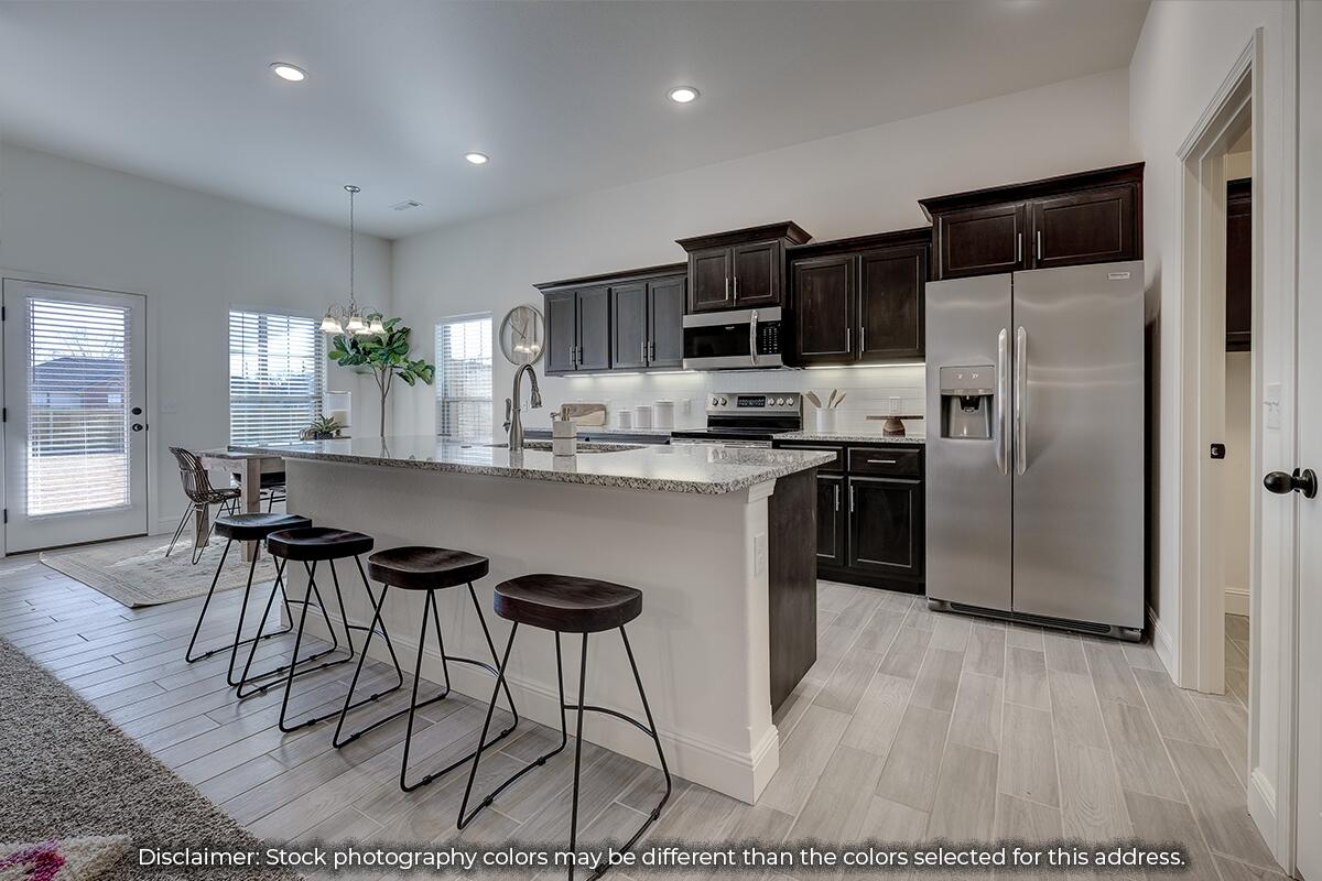 405 Molly Dean Drive Property Photo 18