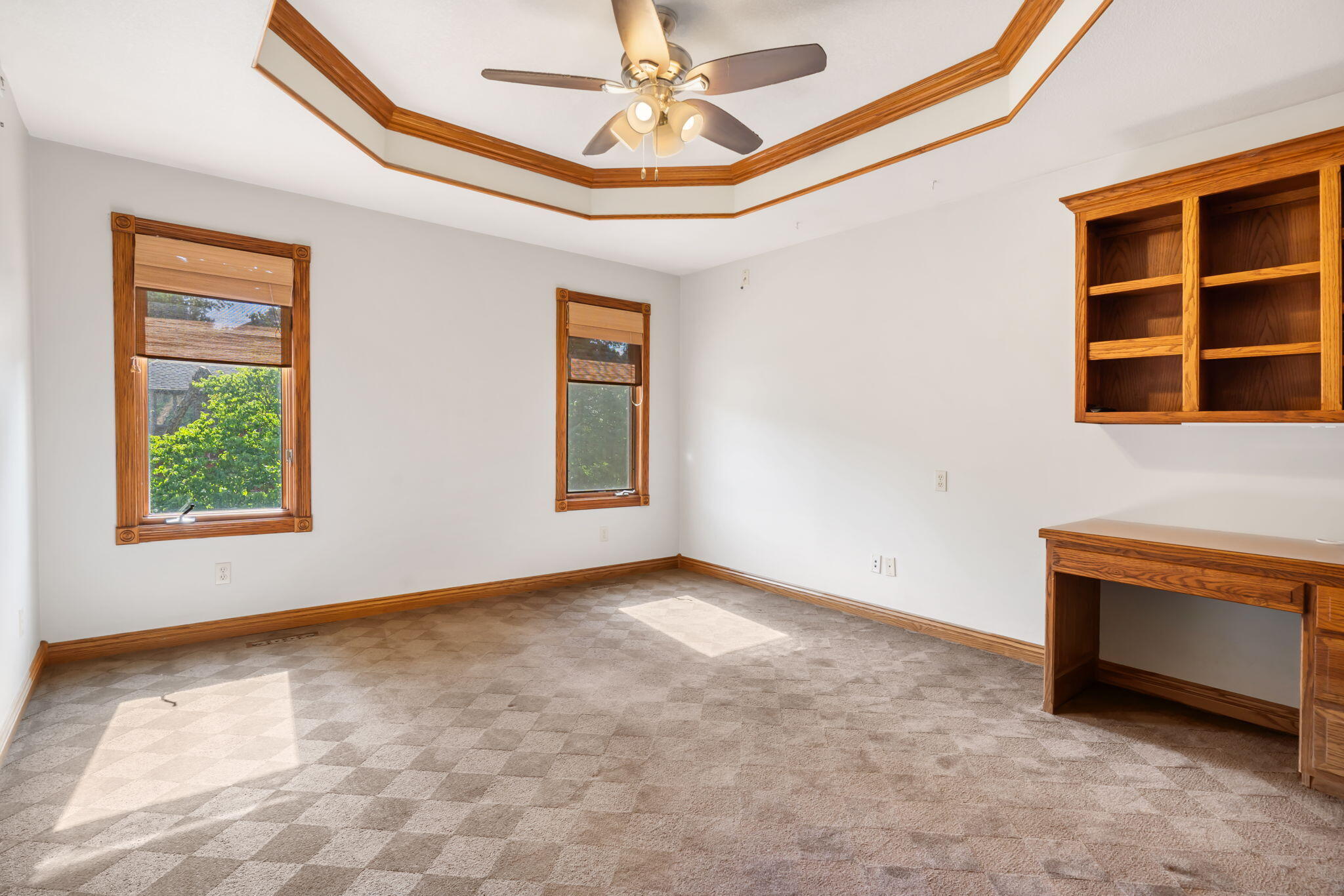 2661 East Ridgewood Drive Property Photo 25