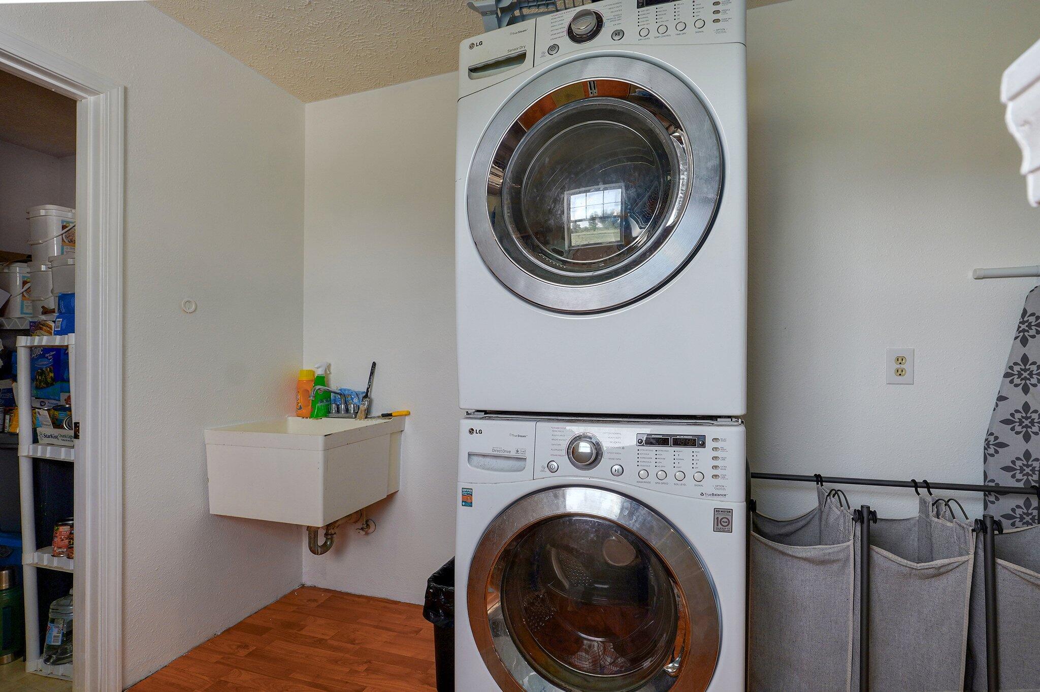 3711 West Farm Road 14 Property Photo 18