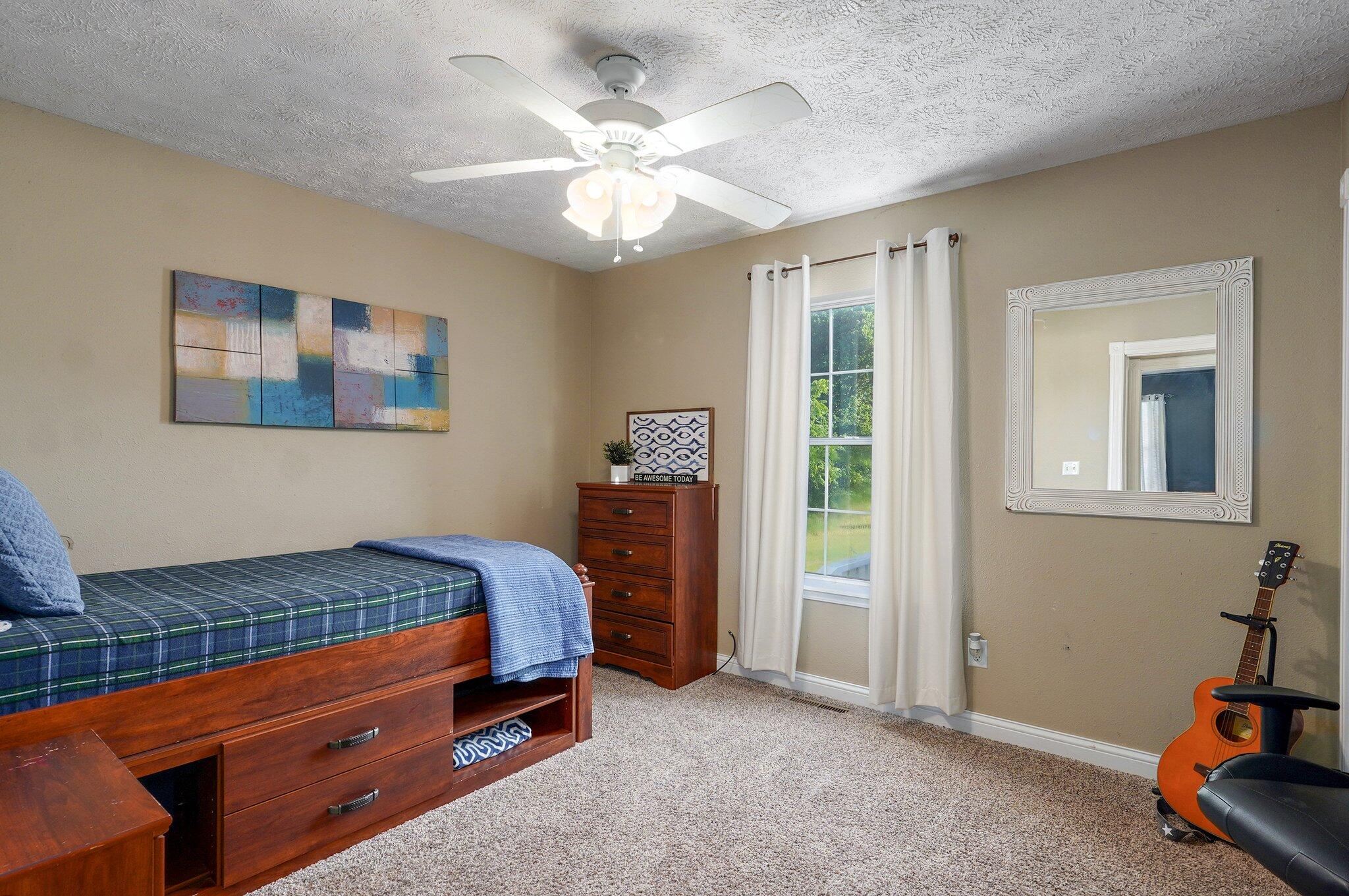 3711 West Farm Road 14 Property Photo 24