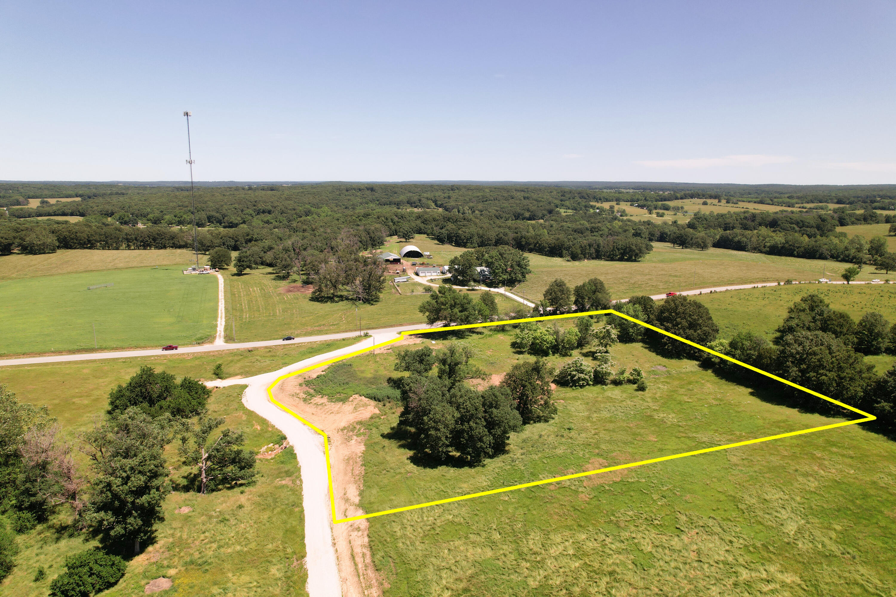 009 East Highway 32 Property Photo 1