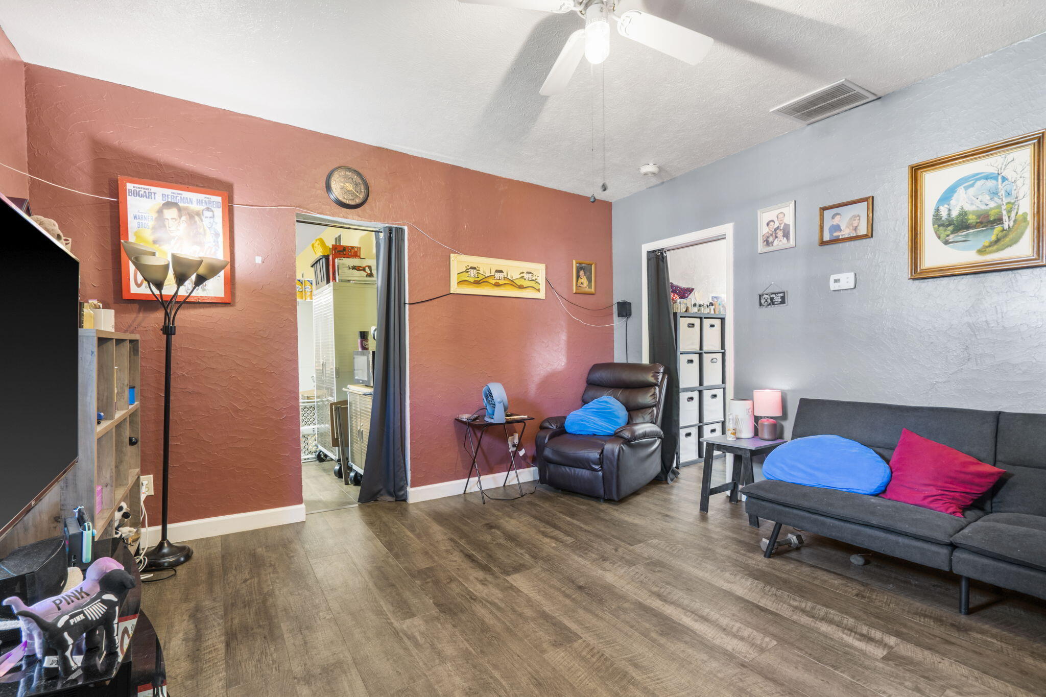 1117 East Locust Street Property Photo 6