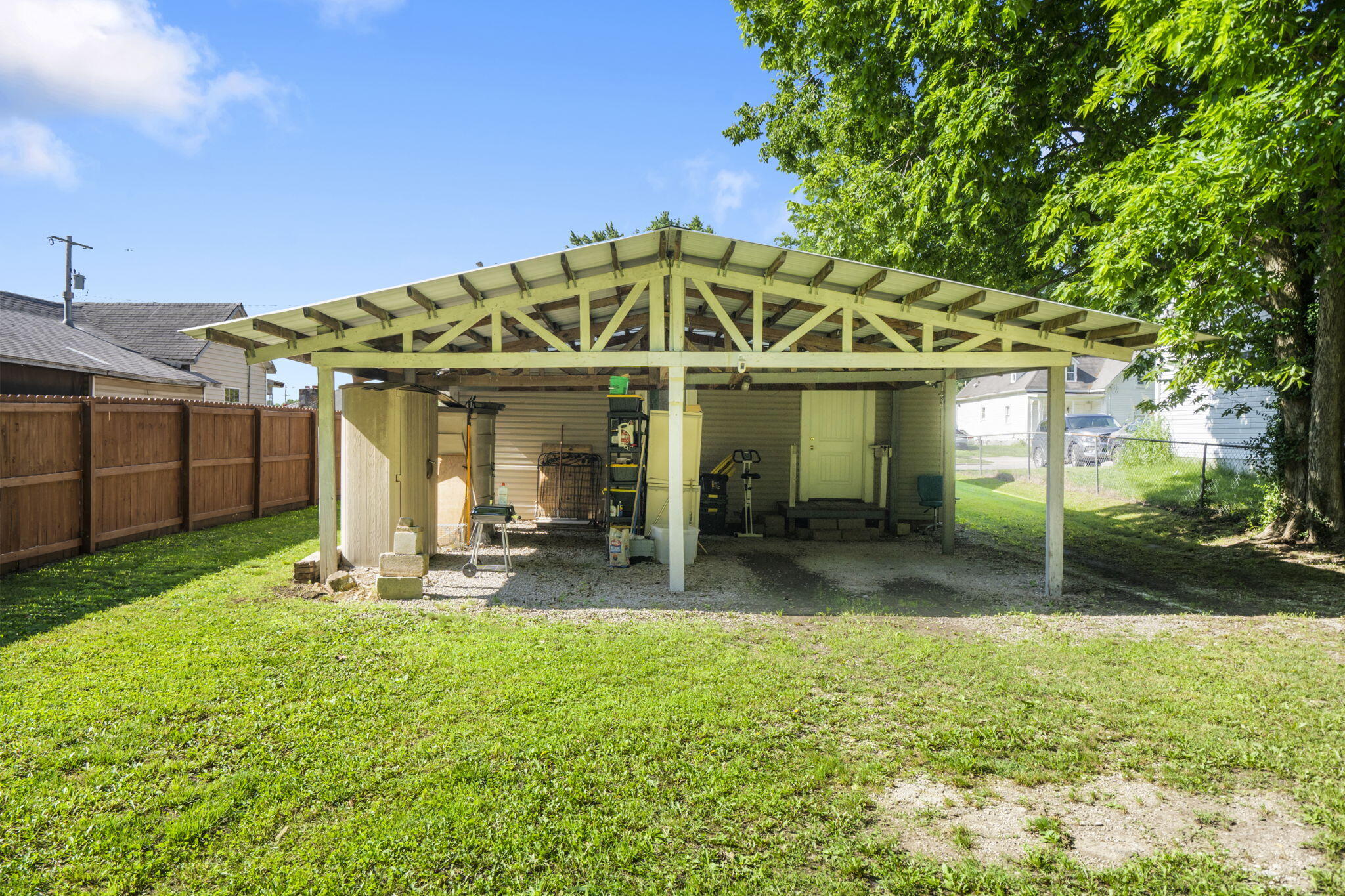 1117 East Locust Street Property Photo 25
