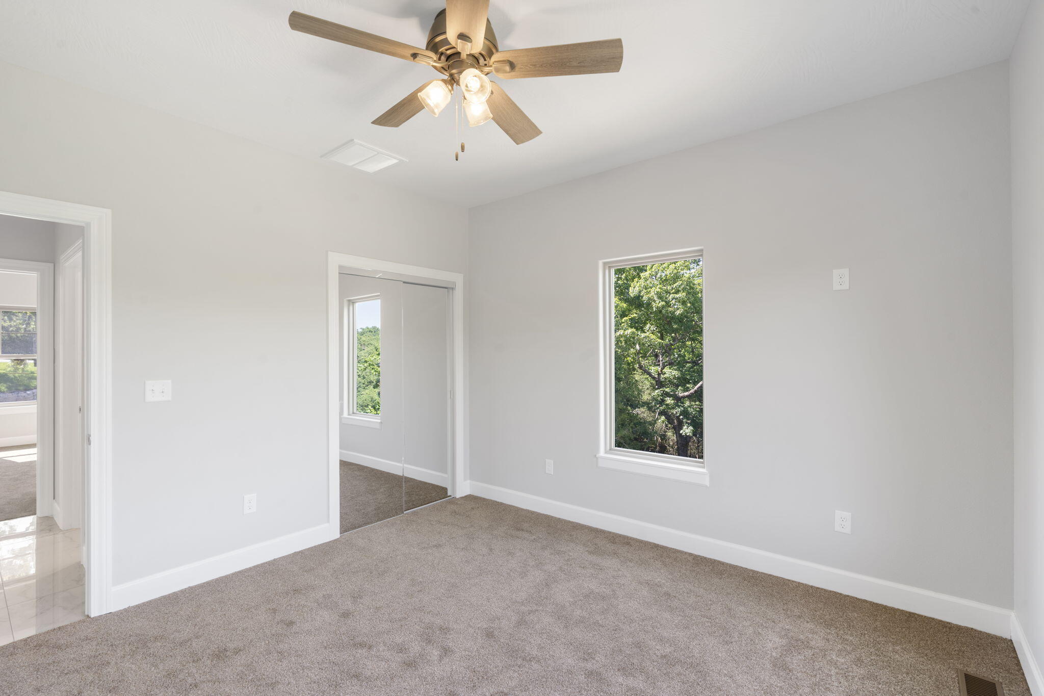 653 Forest Lake Drive Property Photo 25