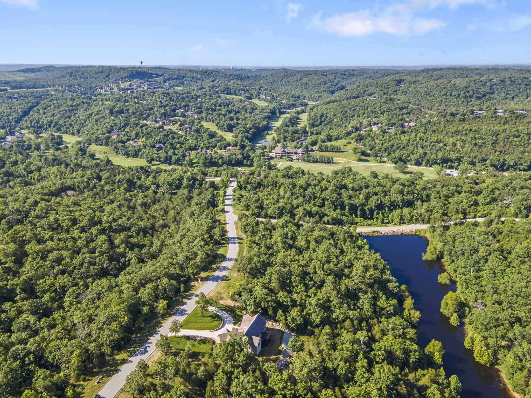 653 Forest Lake Drive Property Photo 41