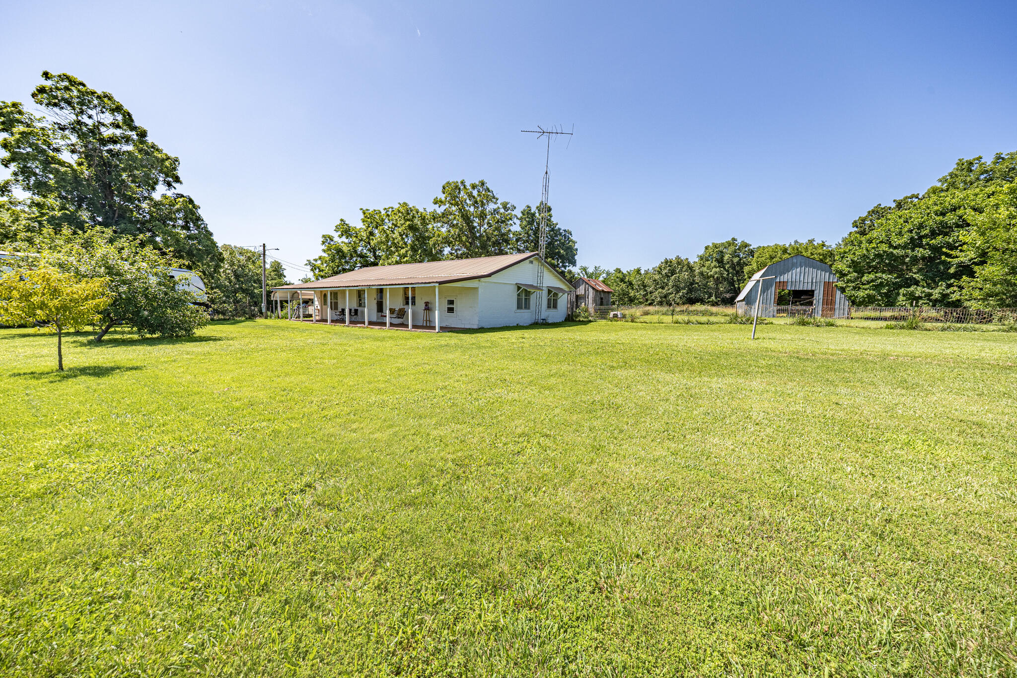 11518 Us Highway 65 Property Photo 1