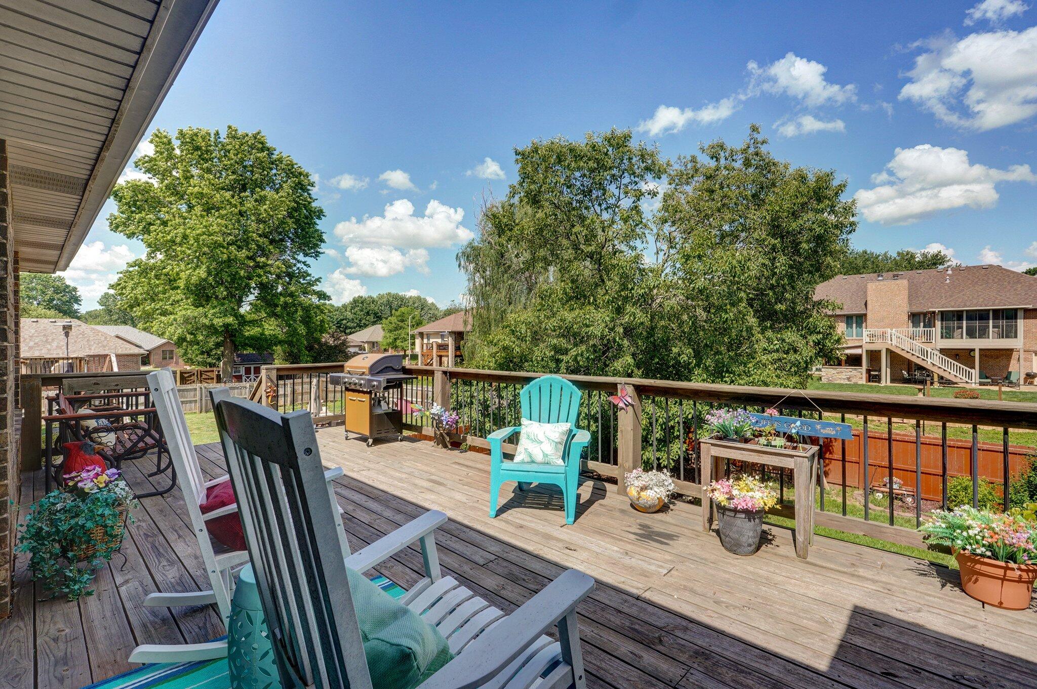 5150 South Dollison Avenue Property Photo 4