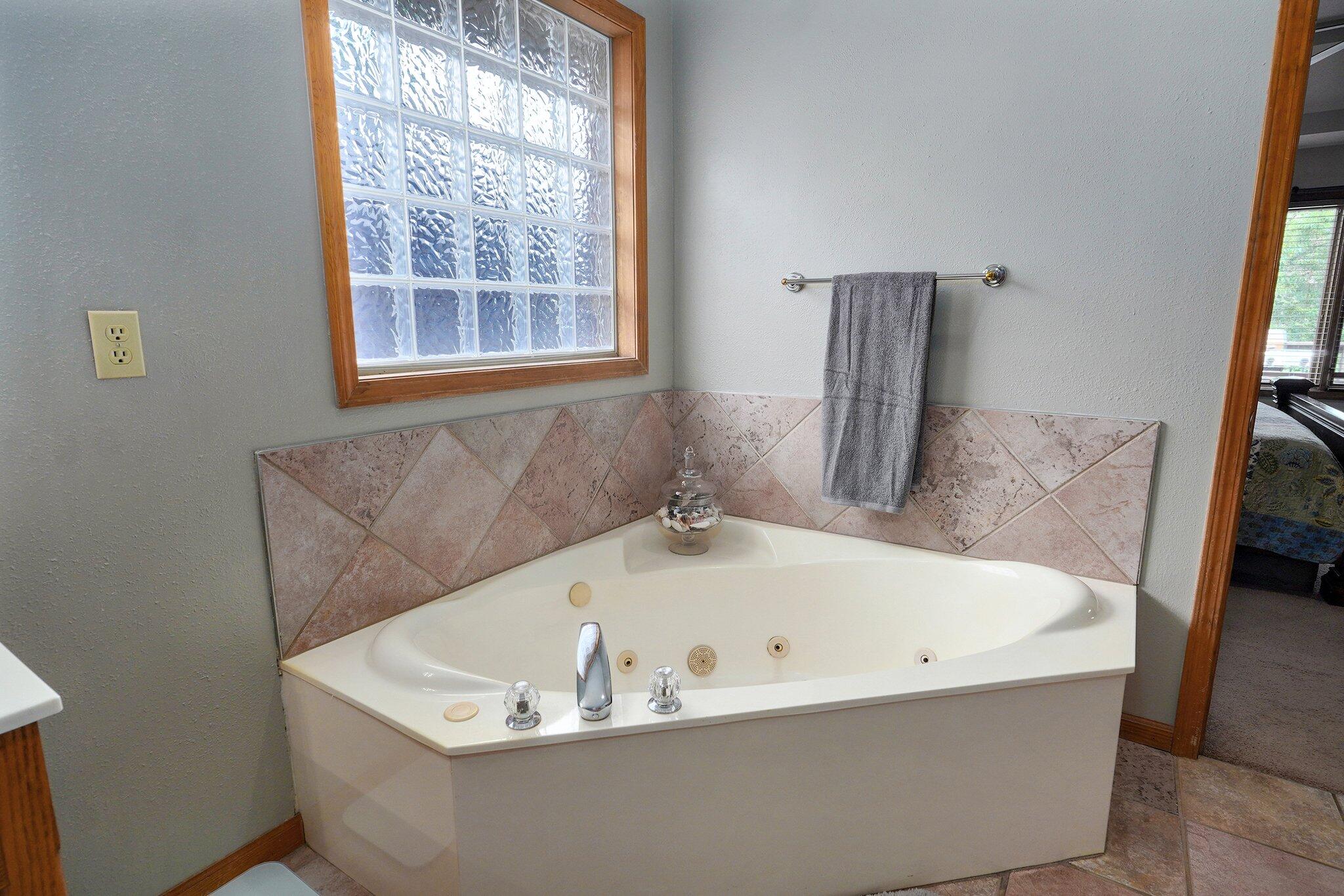 5150 South Dollison Avenue Property Photo 21