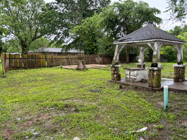 148 East Front Street Property Photo 4