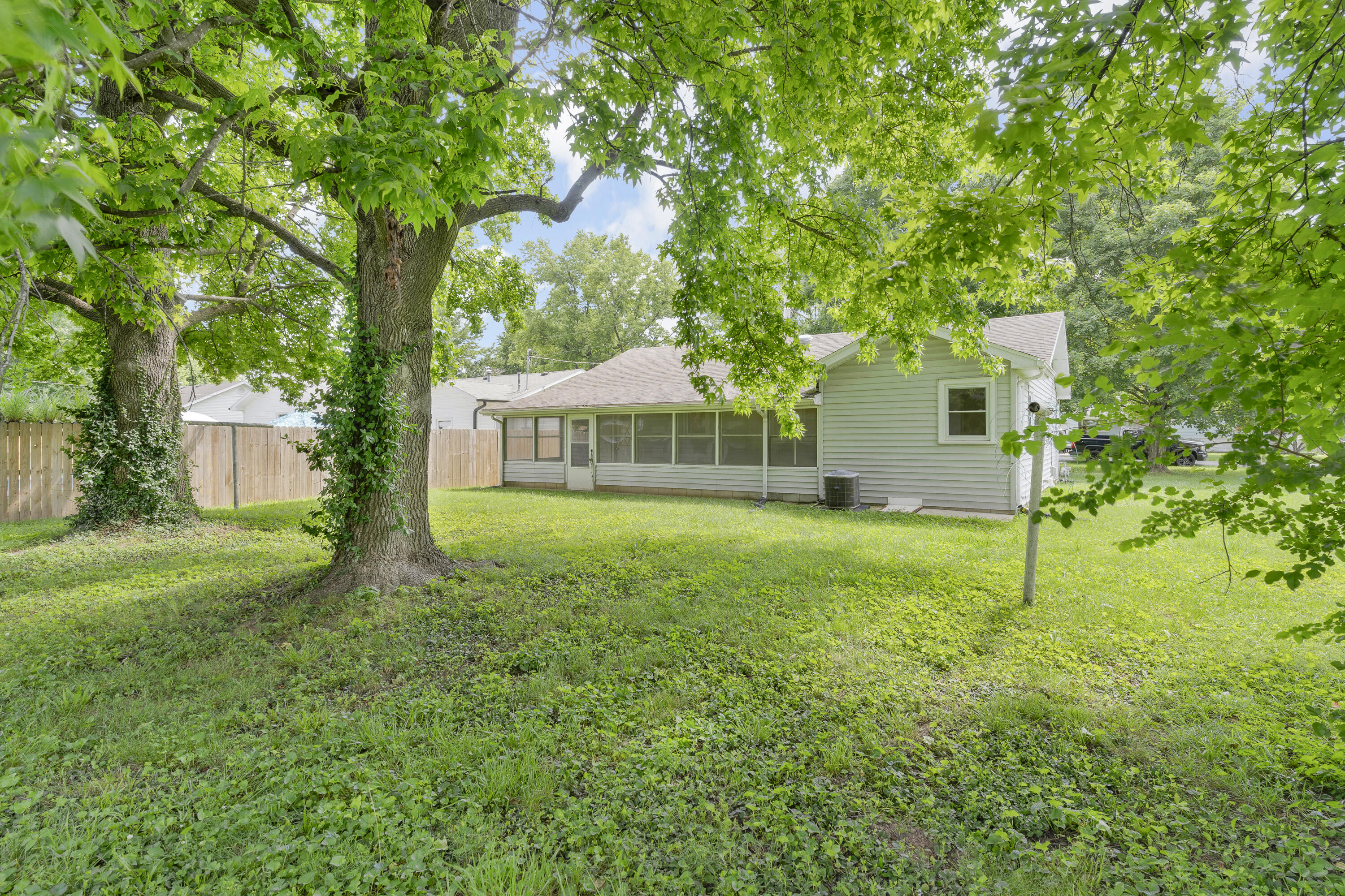 409 North Prospect Street Property Photo 24