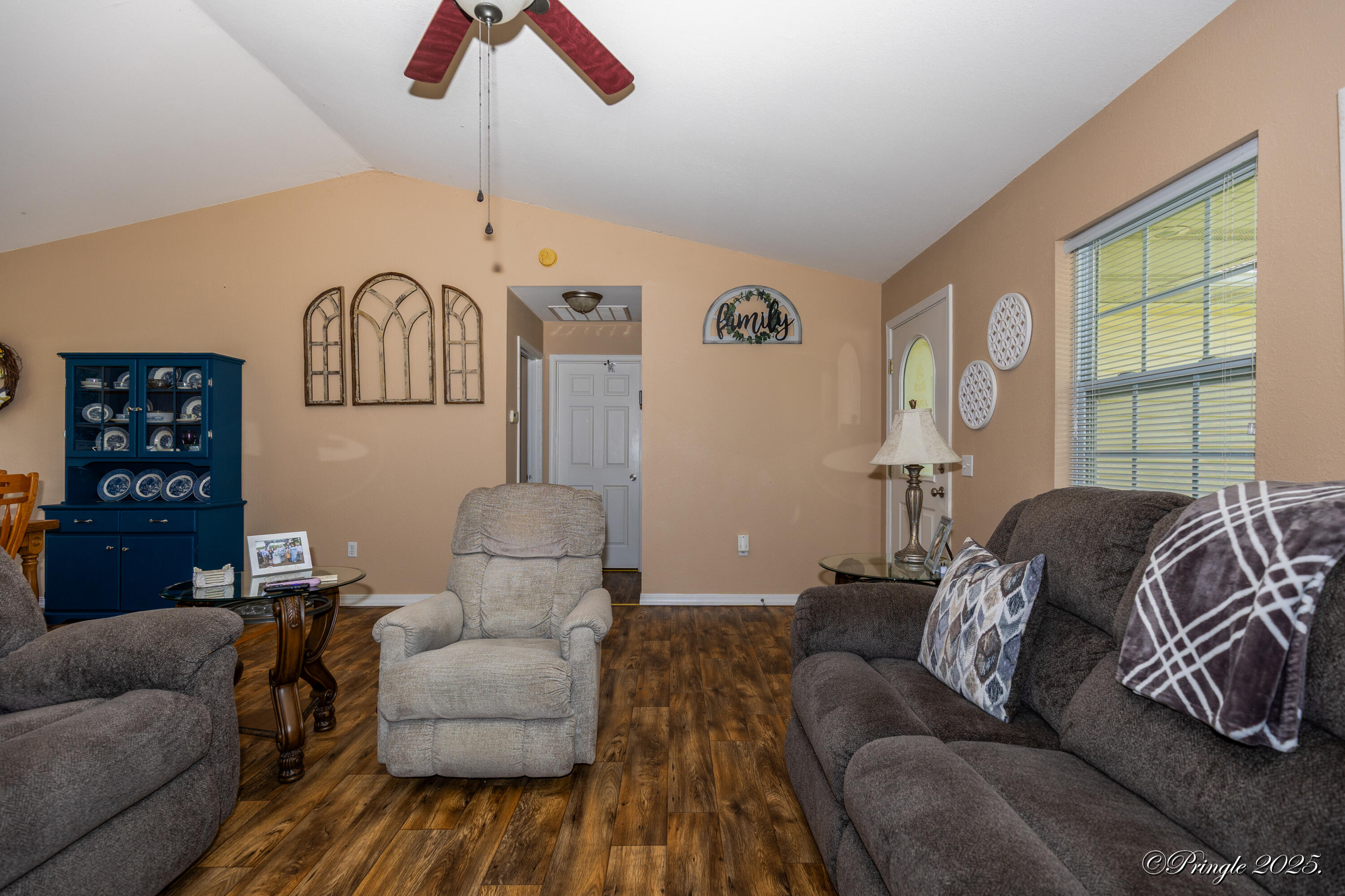 1704 Luna Drive Property Photo 4