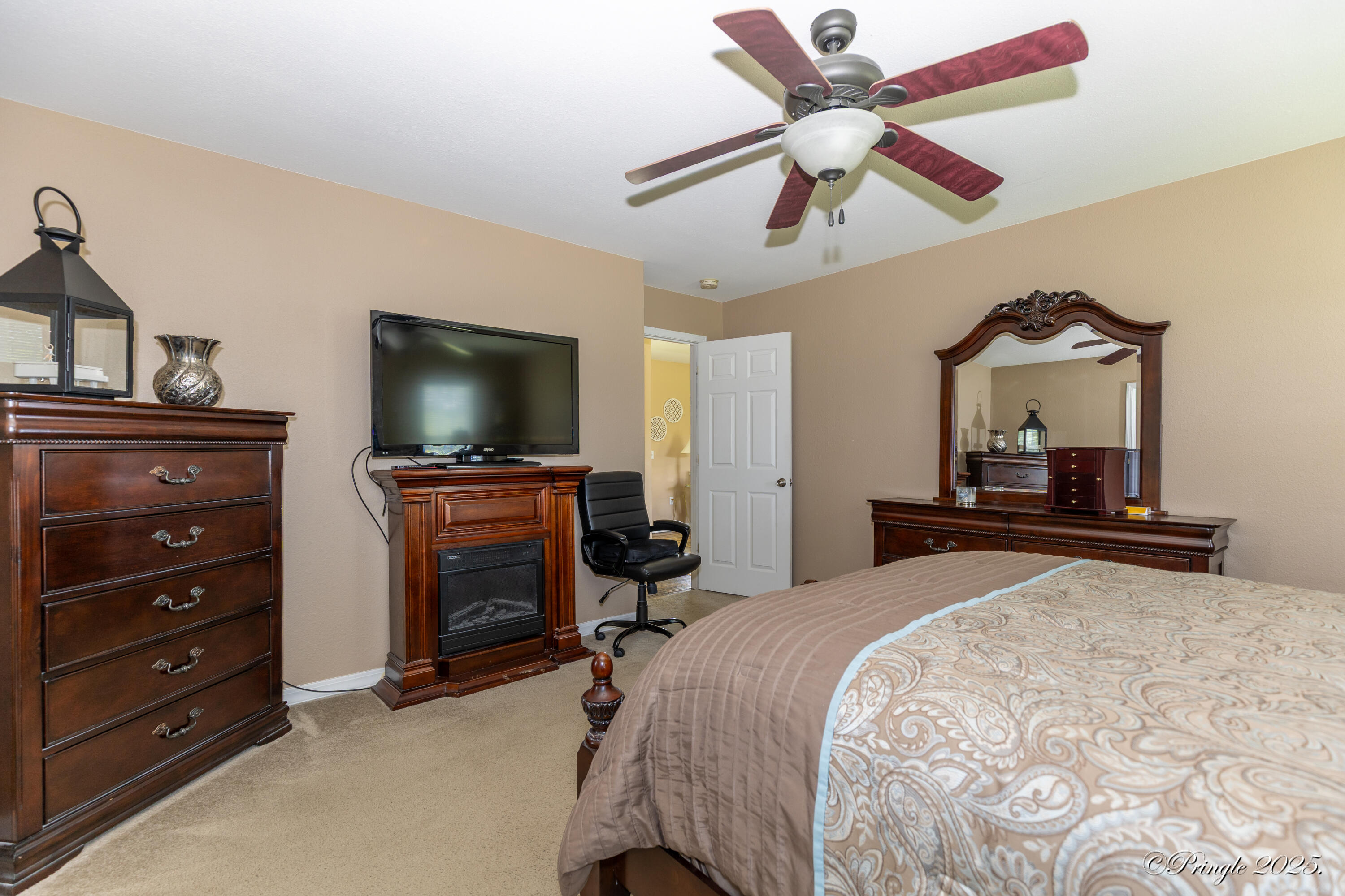 1704 Luna Drive Property Photo 15