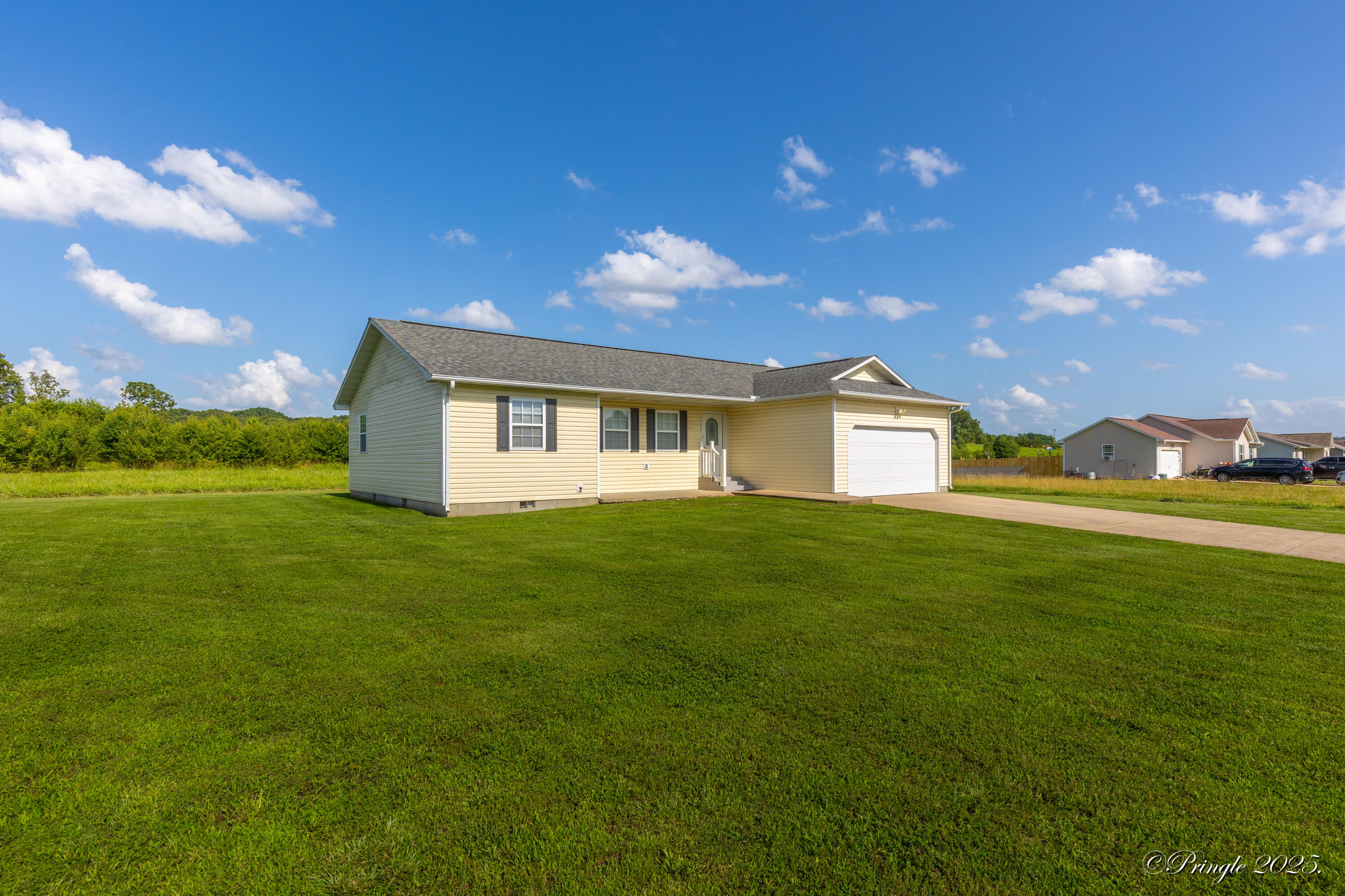1704 Luna Drive Property Photo 33