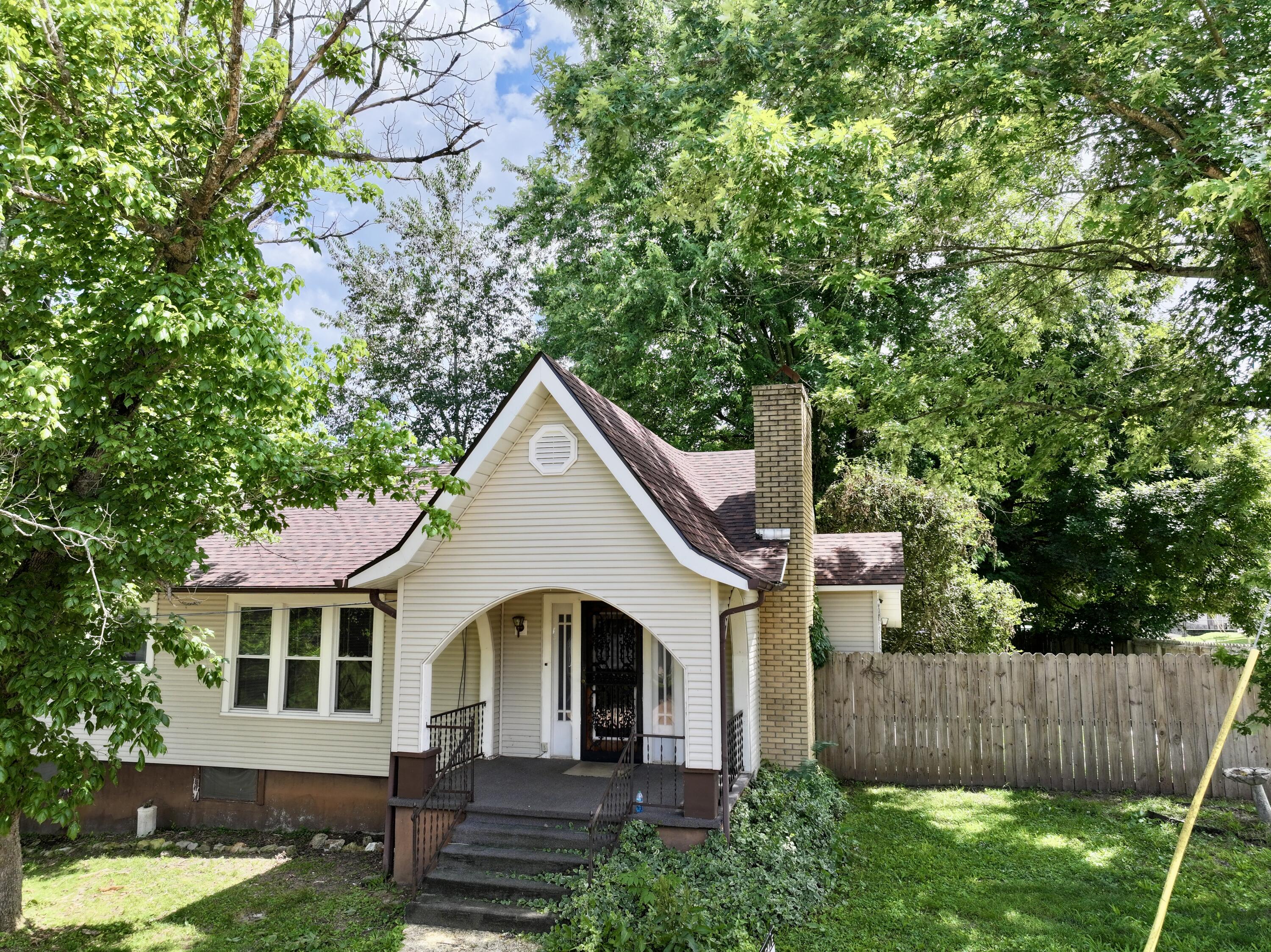 505 Sycamore Street Property Photo 1