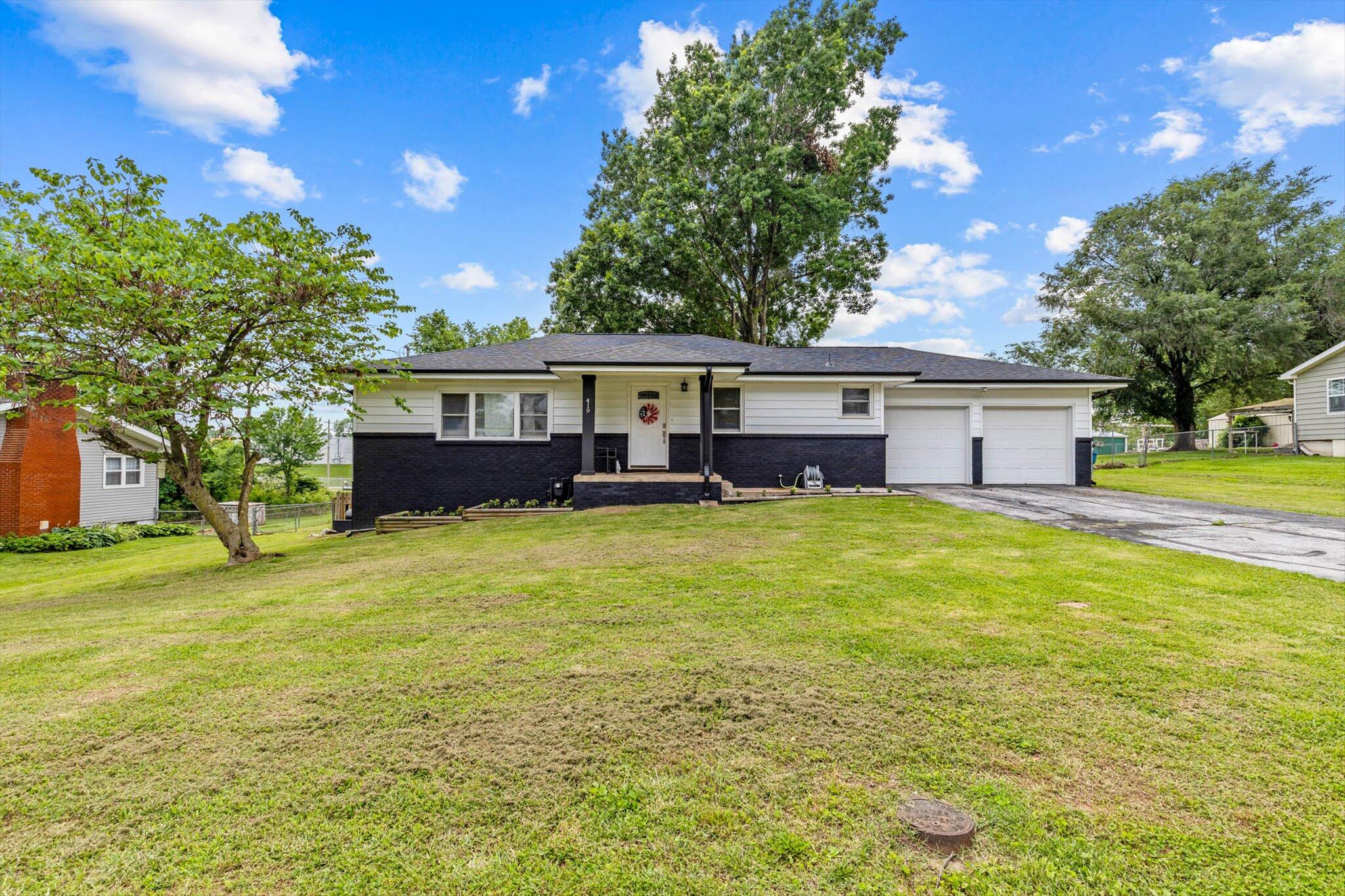 419 Harrison Street Property Photo 1