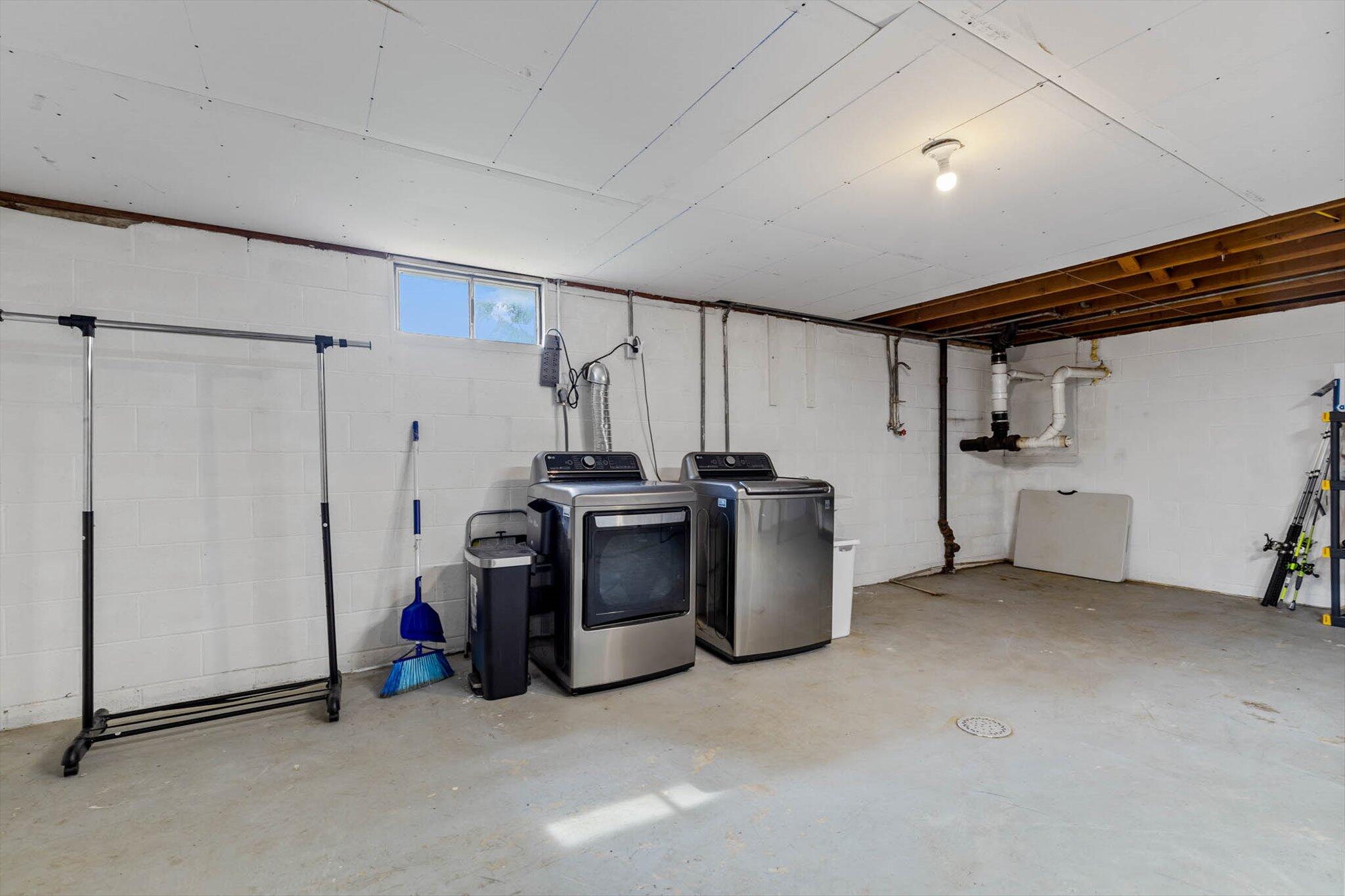 419 Harrison Street Property Photo 18
