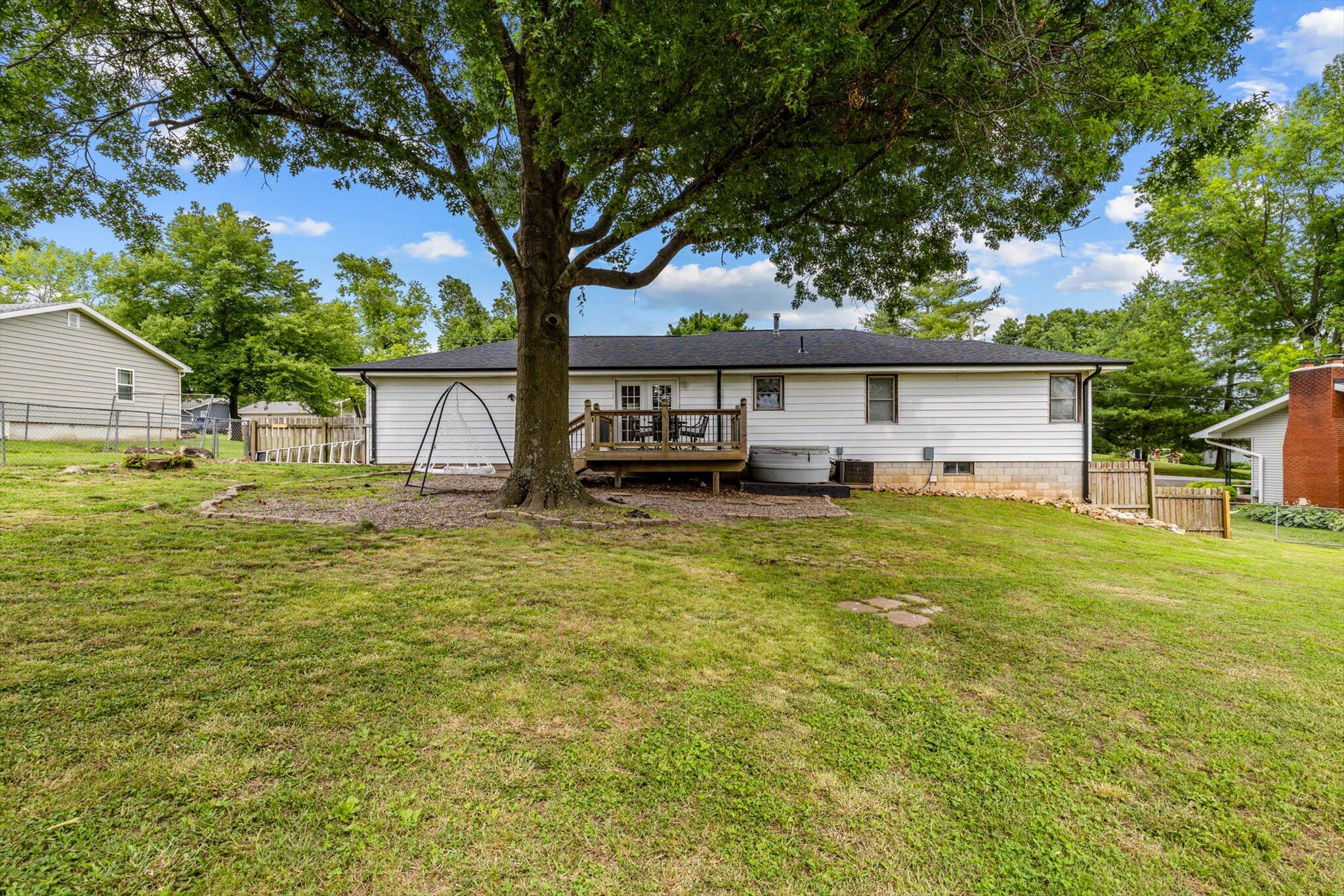 419 Harrison Street Property Photo 23