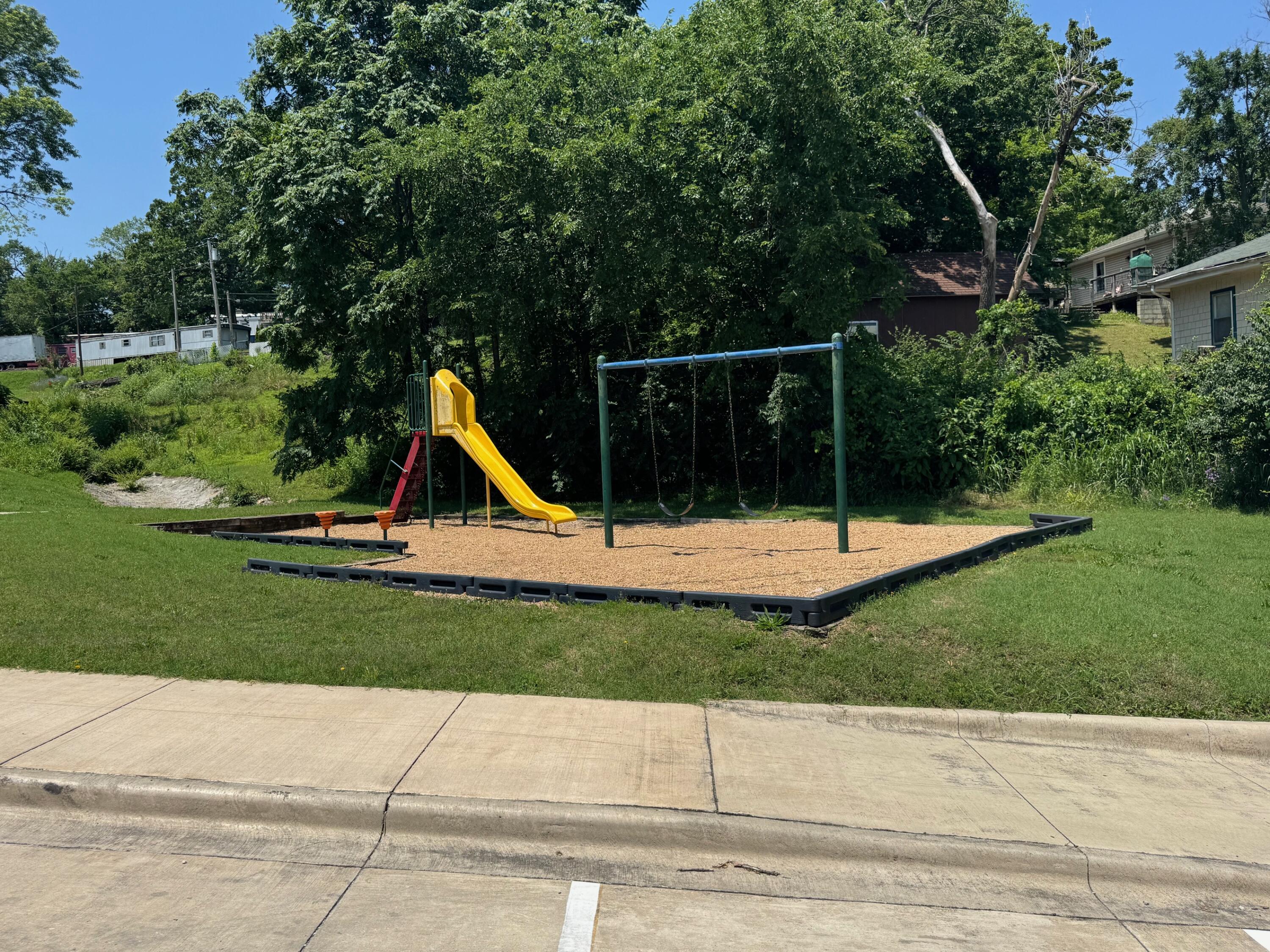 128 2nd Street Property Photo 19