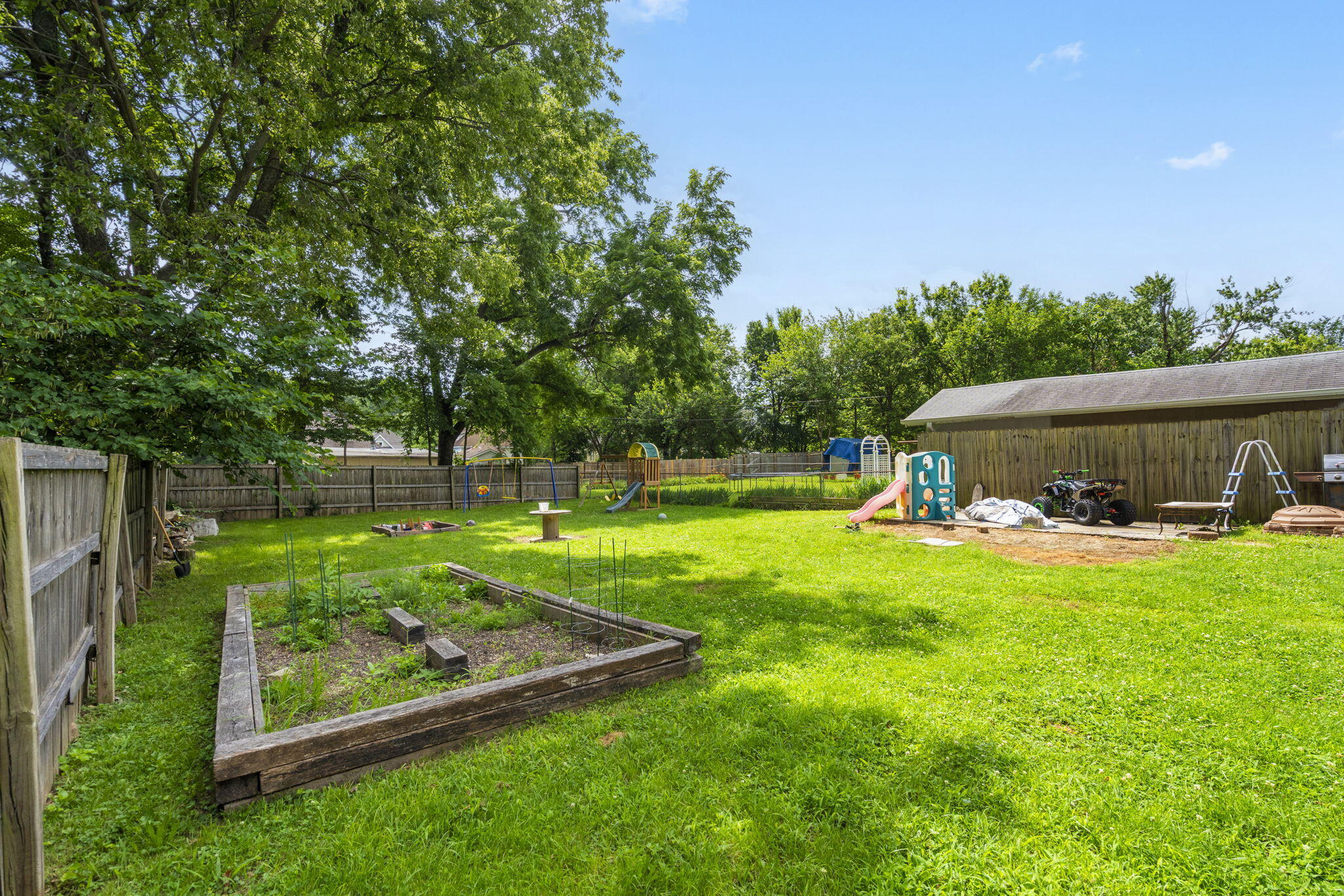 2116 North Main Avenue Property Photo 20