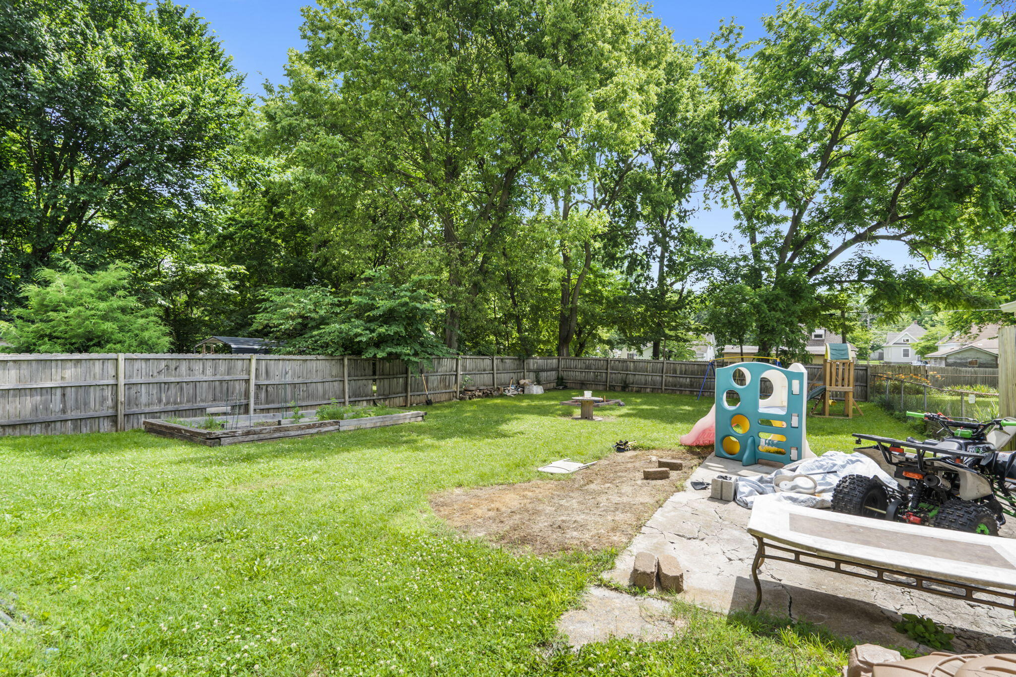 2116 North Main Avenue Property Photo 23