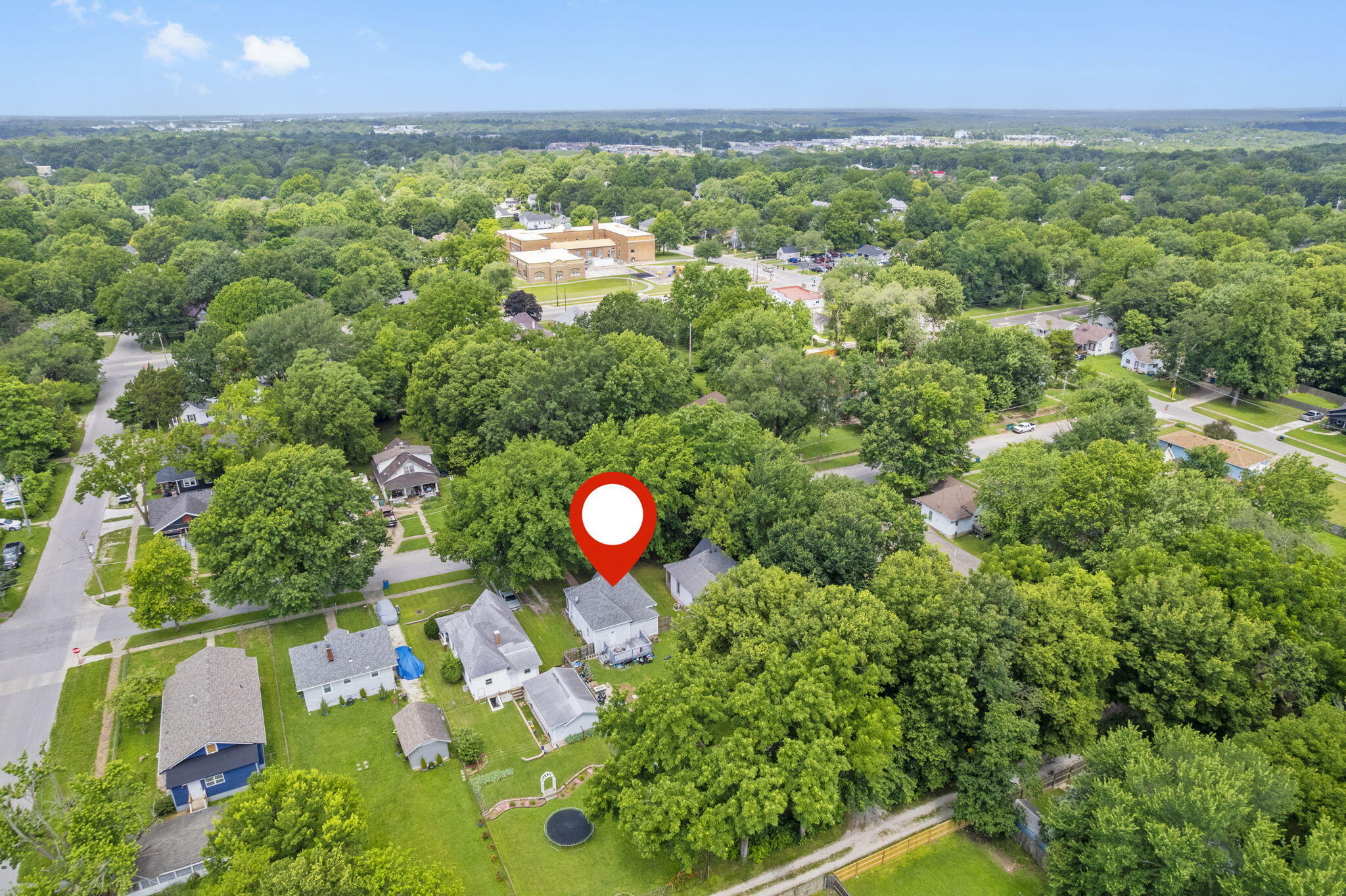 2116 North Main Avenue Property Photo 24