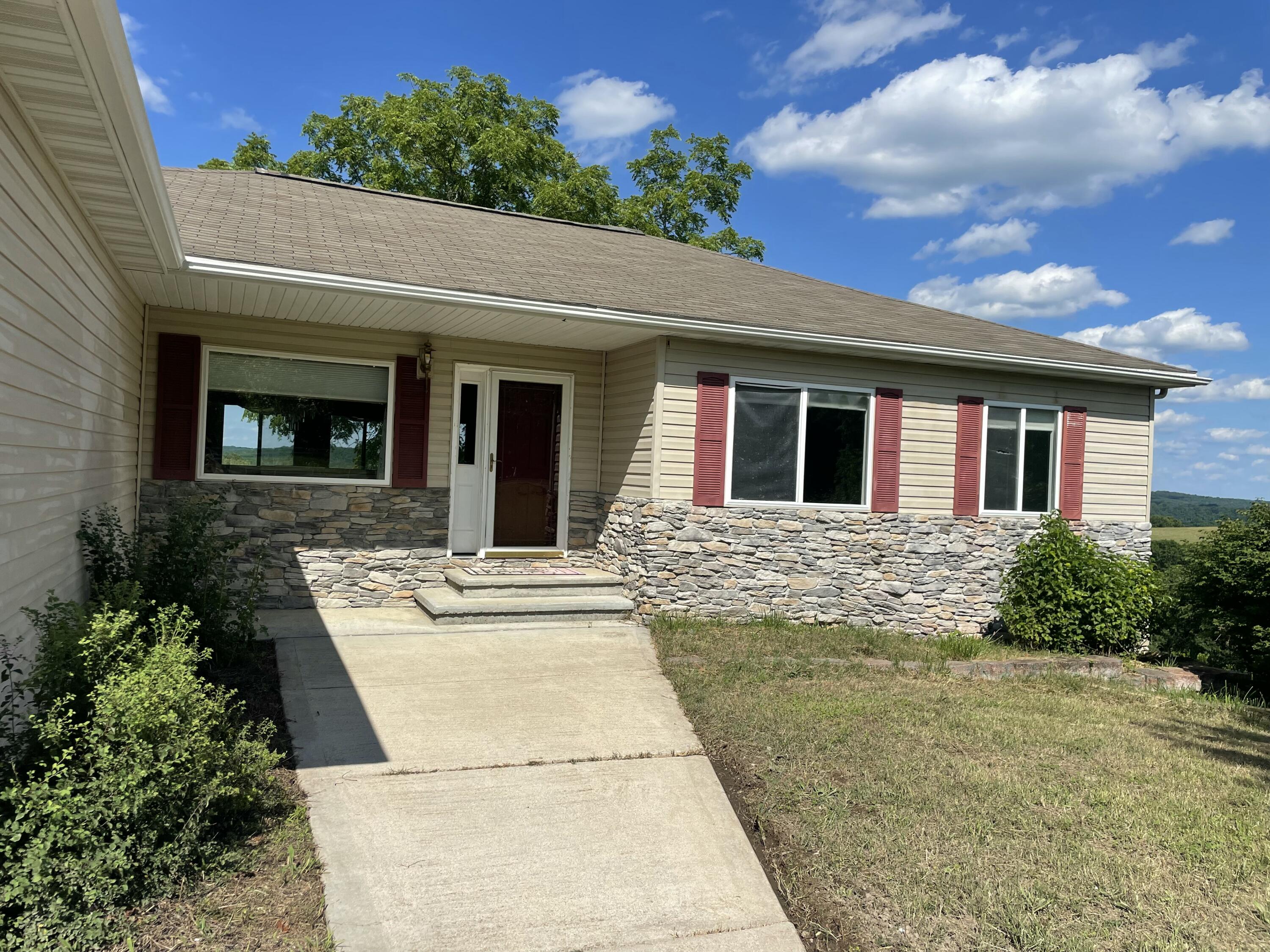 22017 East State Hwy 76 Property Photo 3