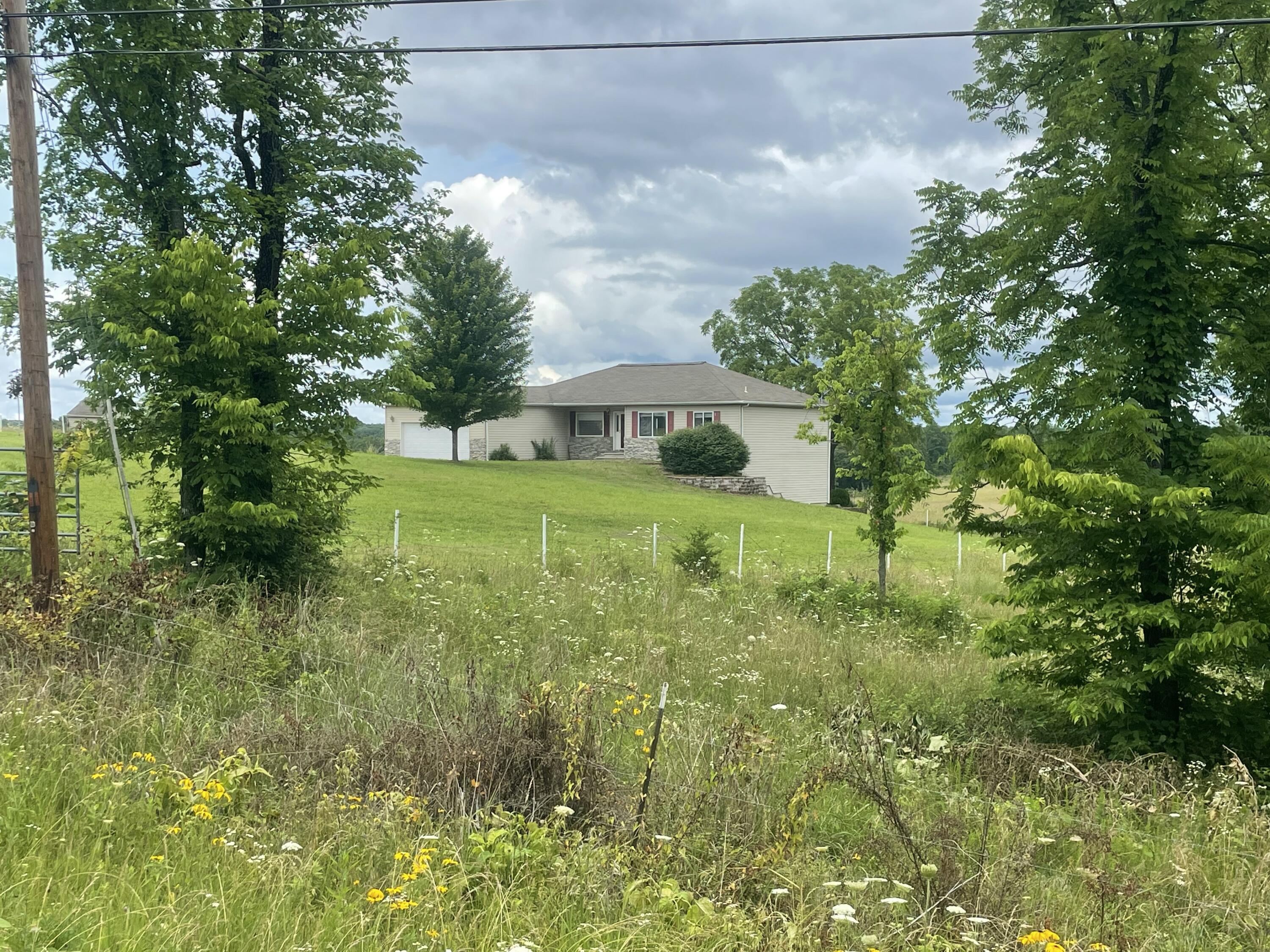 22017 East State Hwy 76 Property Photo 6