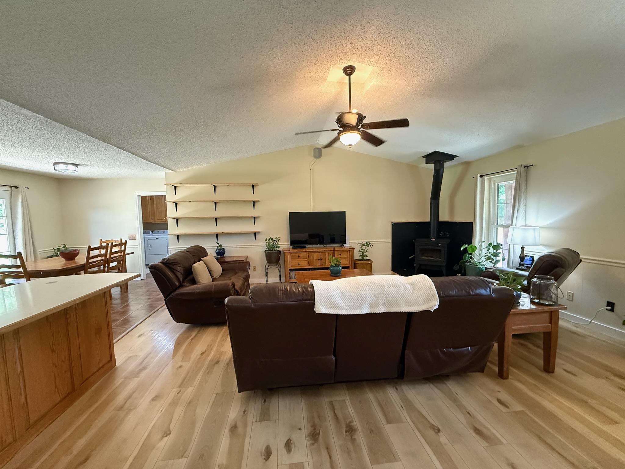 16051 Mo 142 Property Photo 23