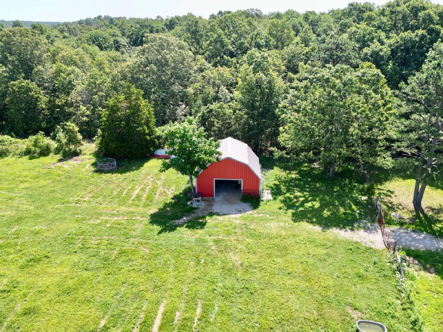 16051 Mo 142 Property Photo 54