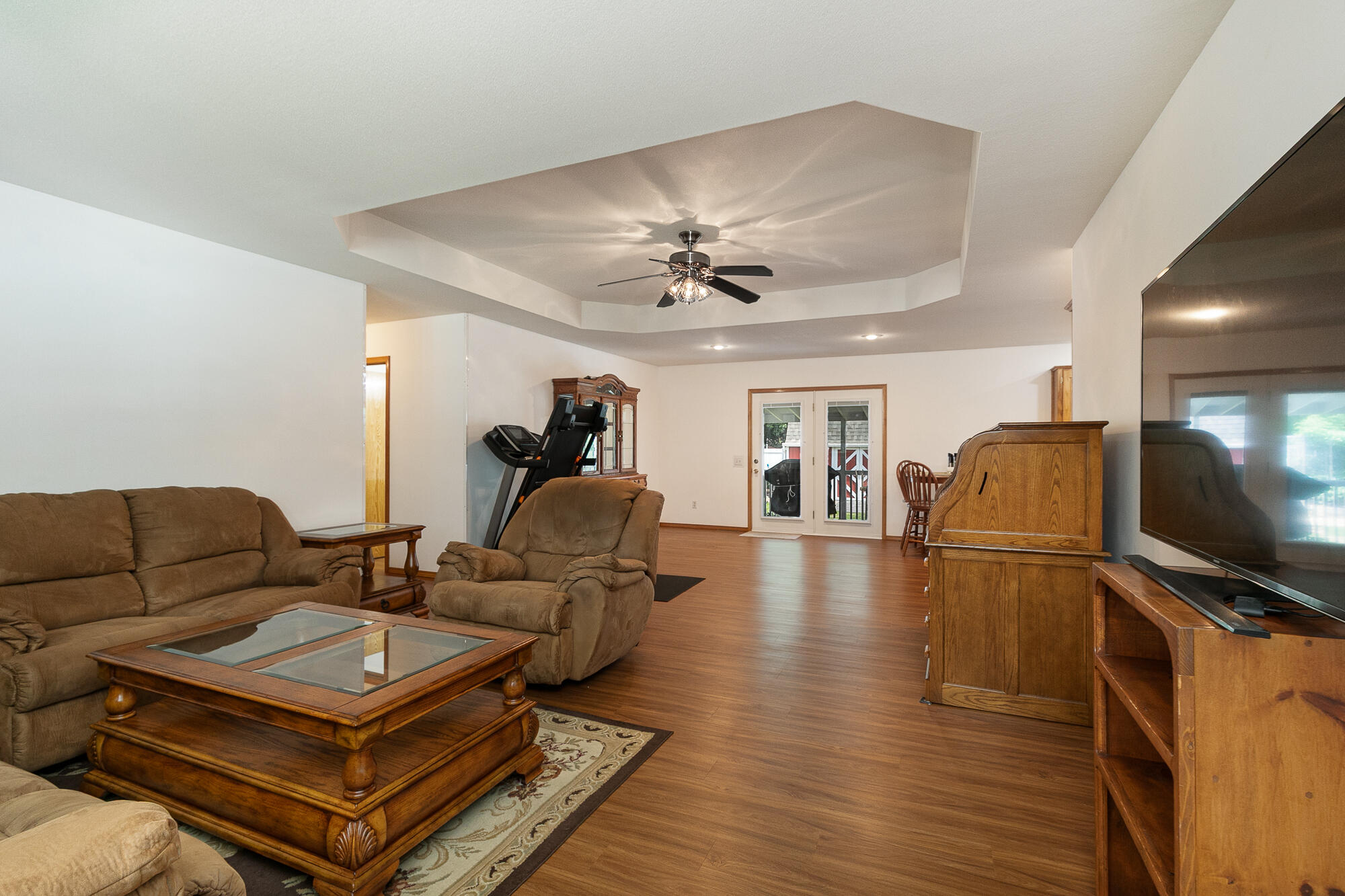 745 East Lindon Street Property Photo 6
