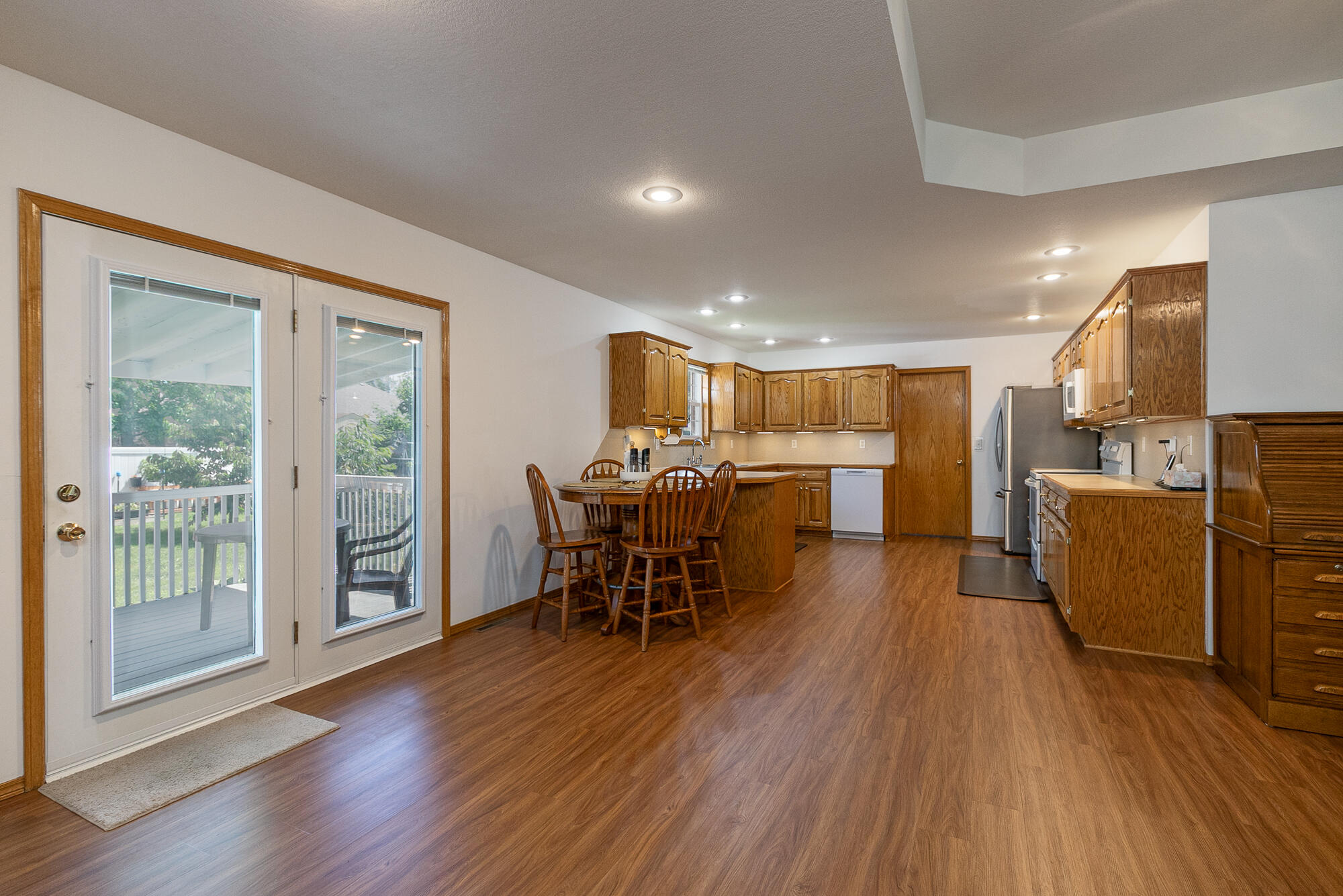 745 East Lindon Street Property Photo 8