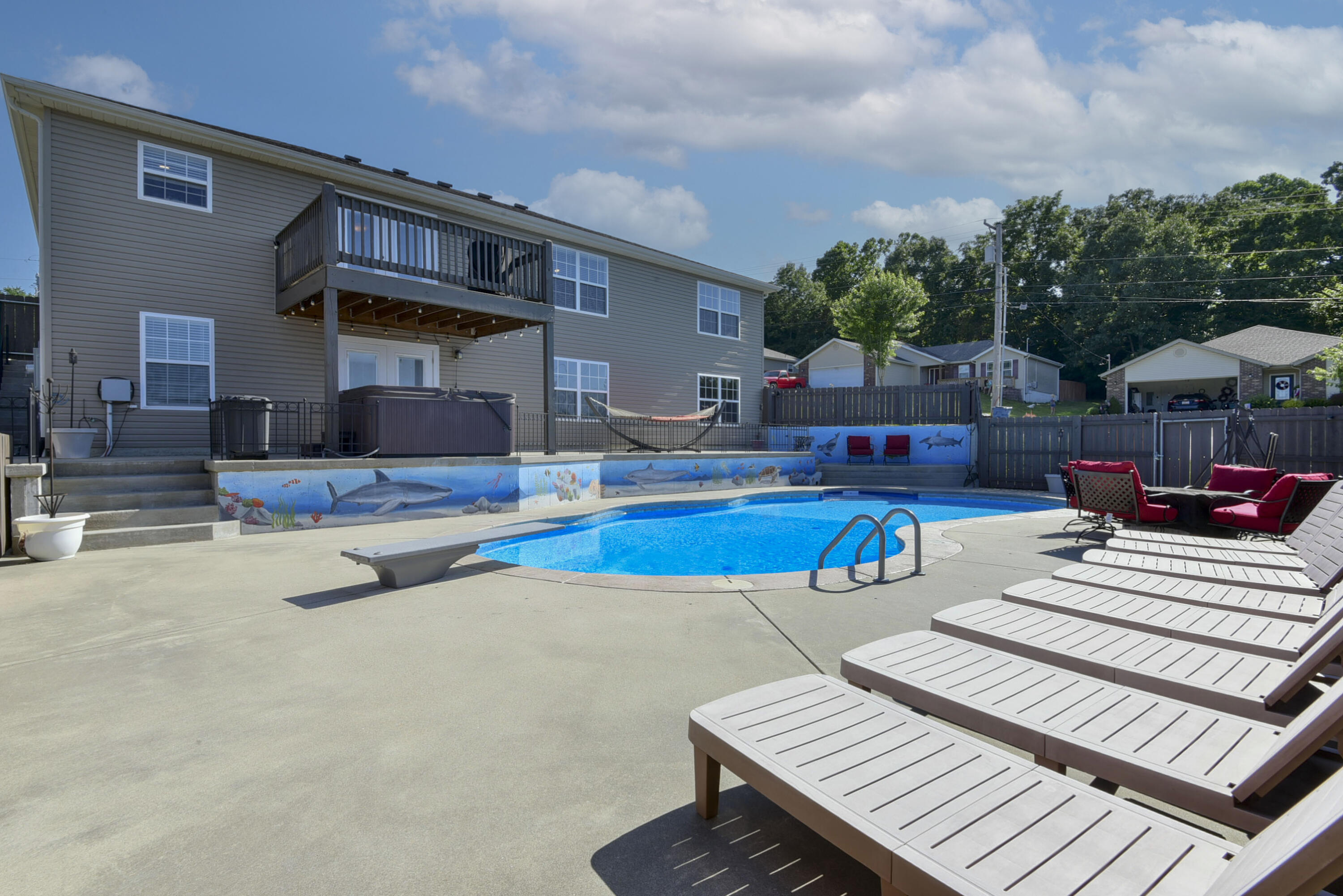440 Spring Meadow Parkway Property Photo 4