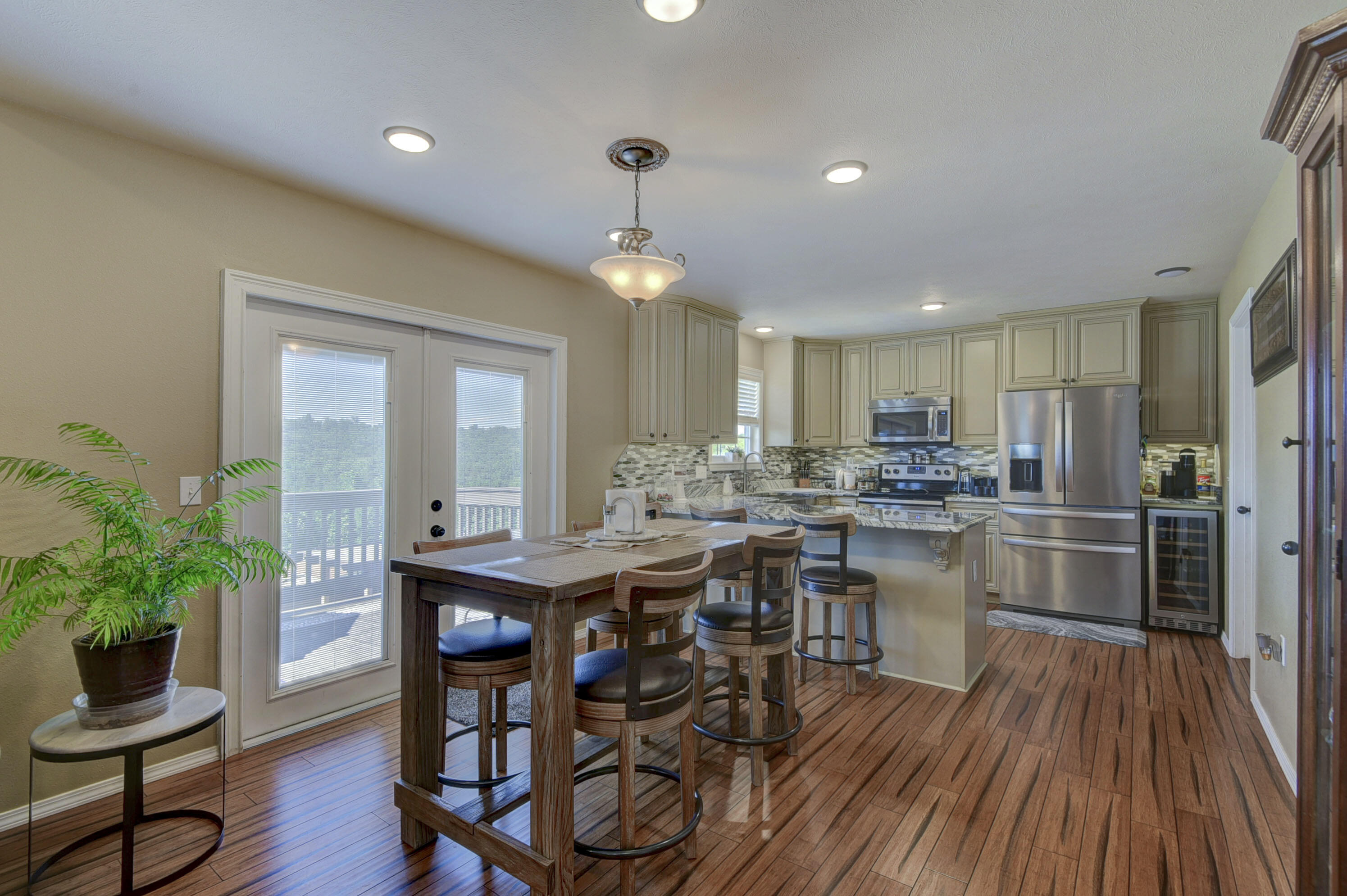 440 Spring Meadow Parkway Property Photo 6