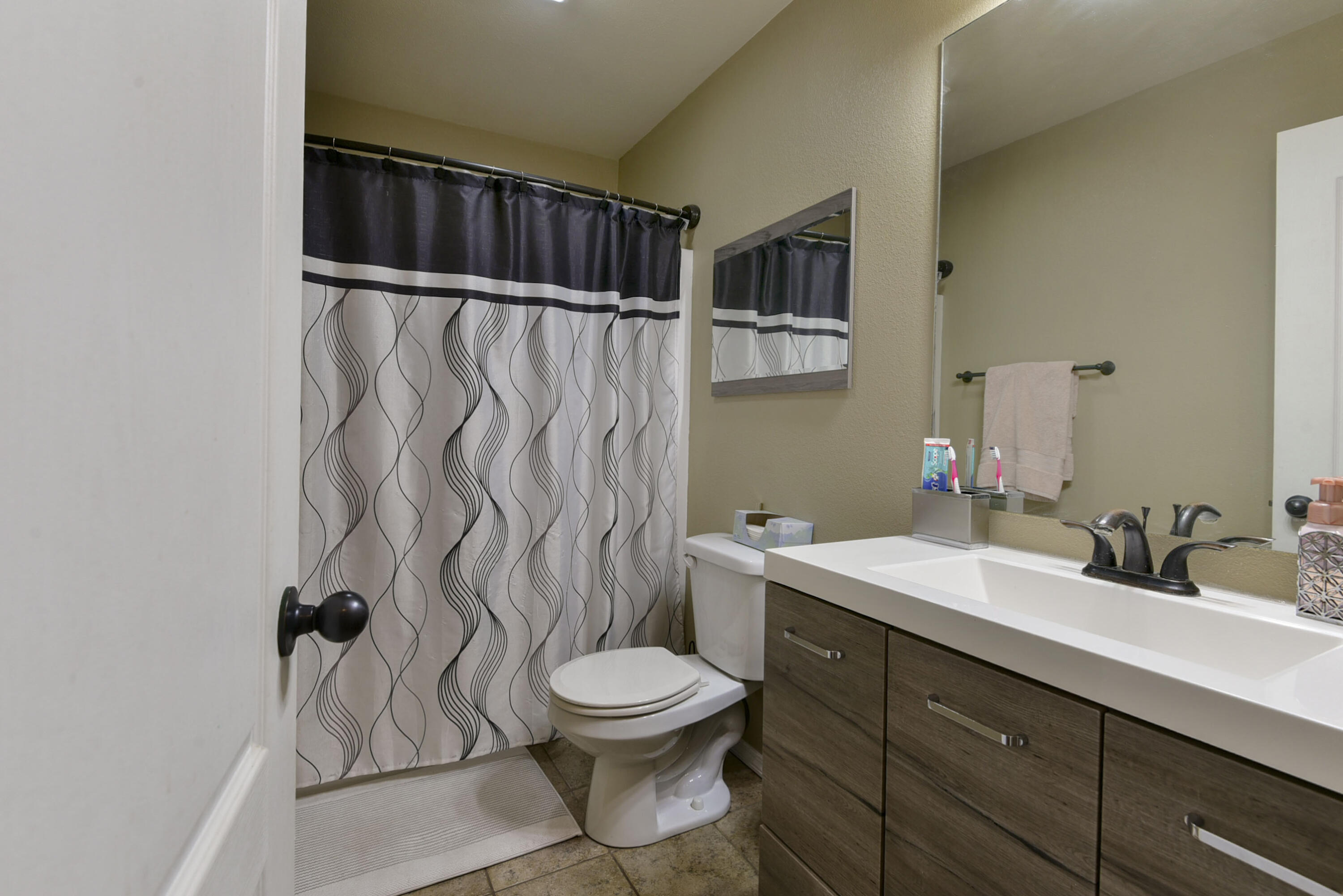 440 Spring Meadow Parkway Property Photo 29