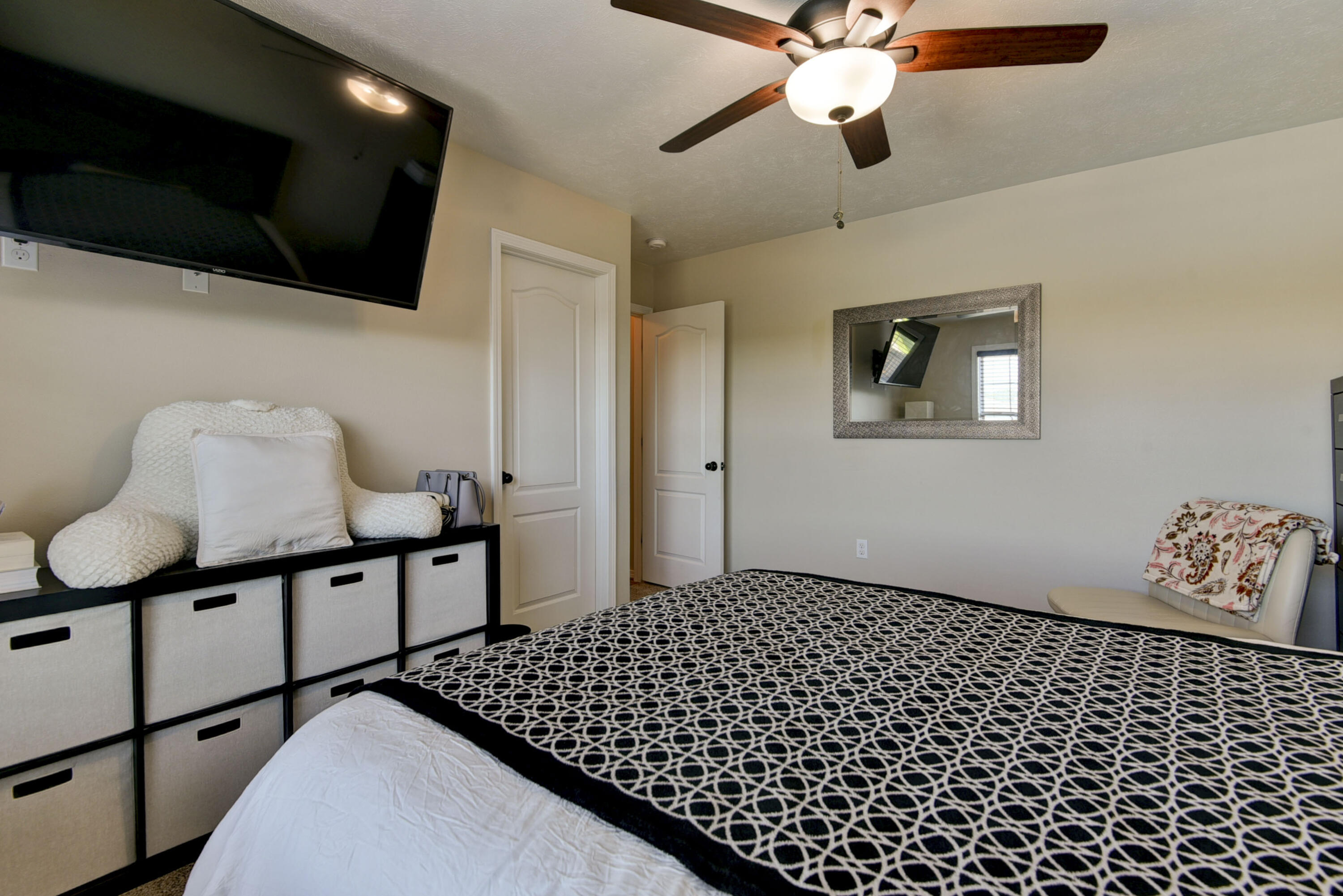 440 Spring Meadow Parkway Property Photo 30