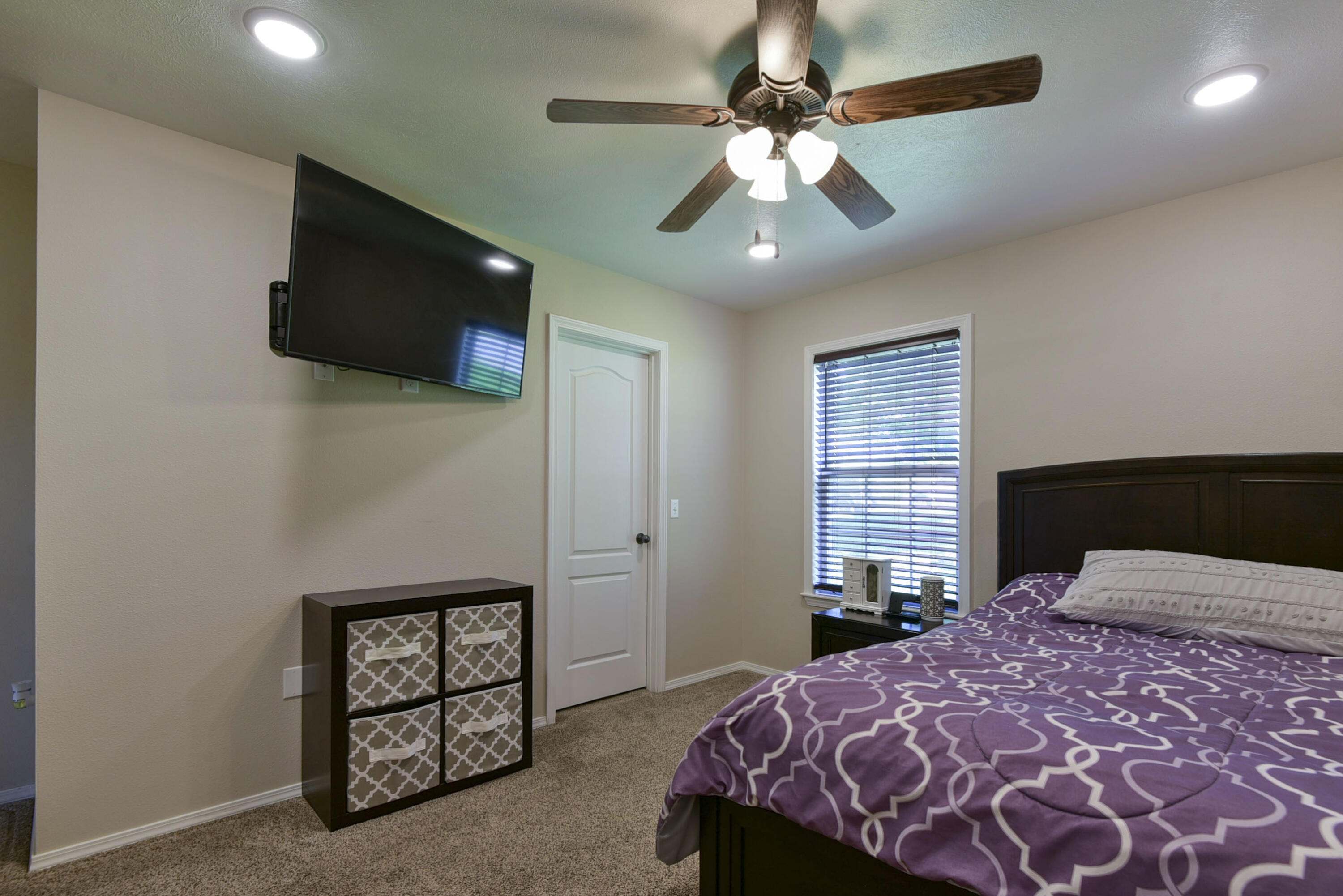 440 Spring Meadow Parkway Property Photo 34