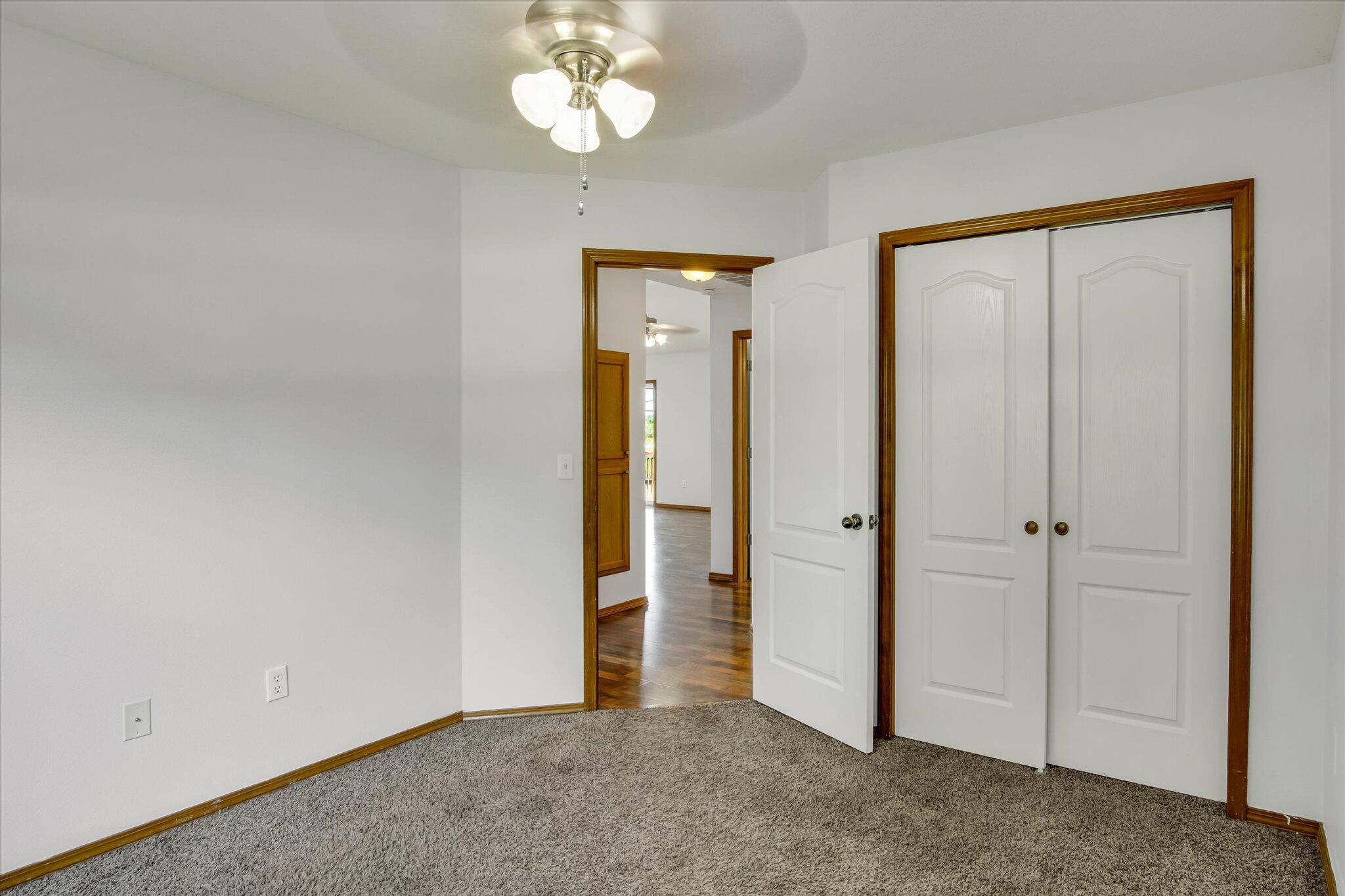 1603 West Robin Street Property Photo 17