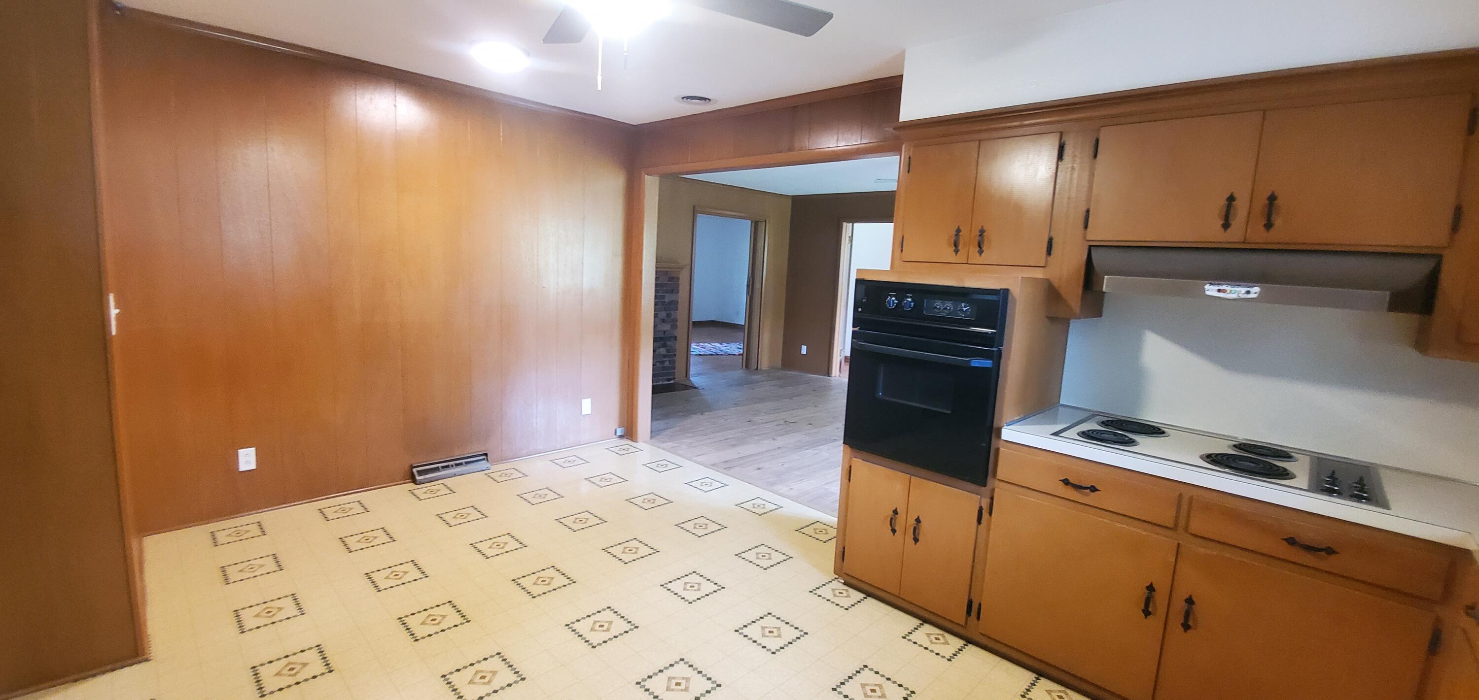 918 East Mcgee Street Property Photo 10