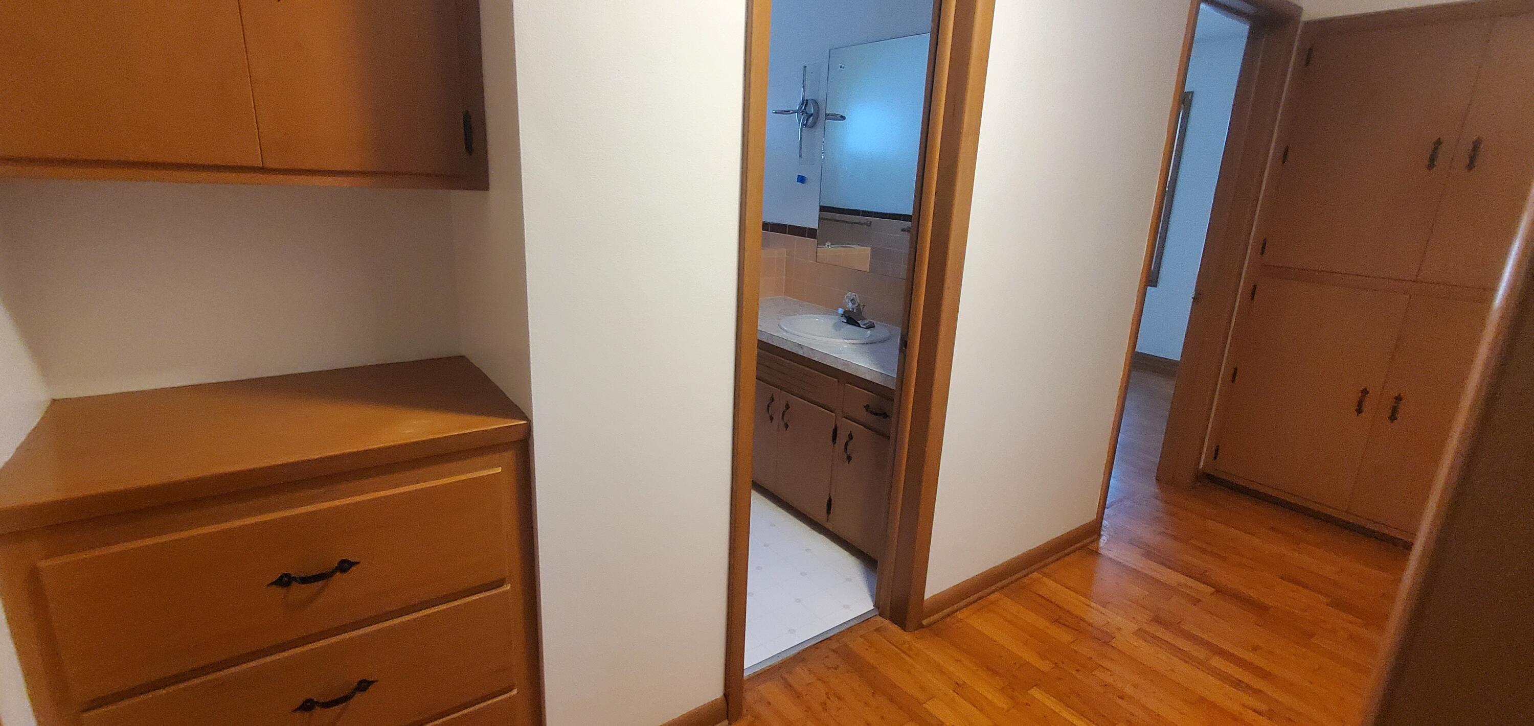 918 East Mcgee Street Property Photo 23