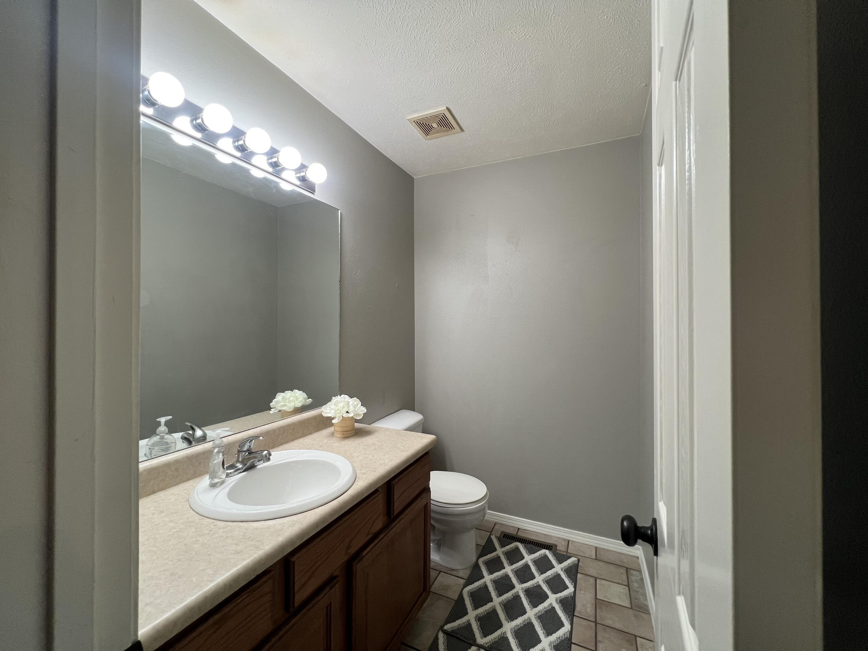 456 East Woodland Drive East Drive Property Photo 25