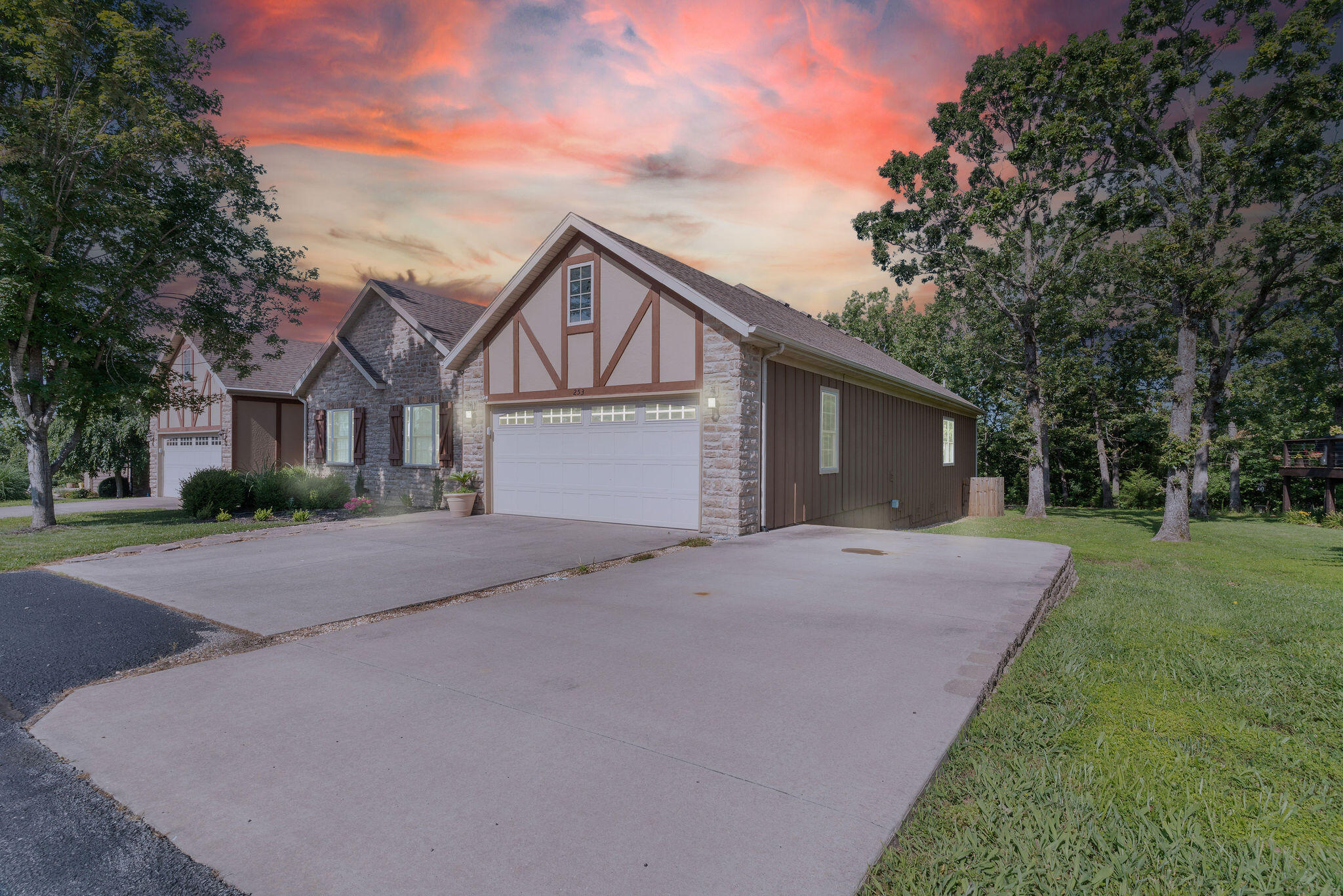 253 Cedar Glade Drive Property Photo 45
