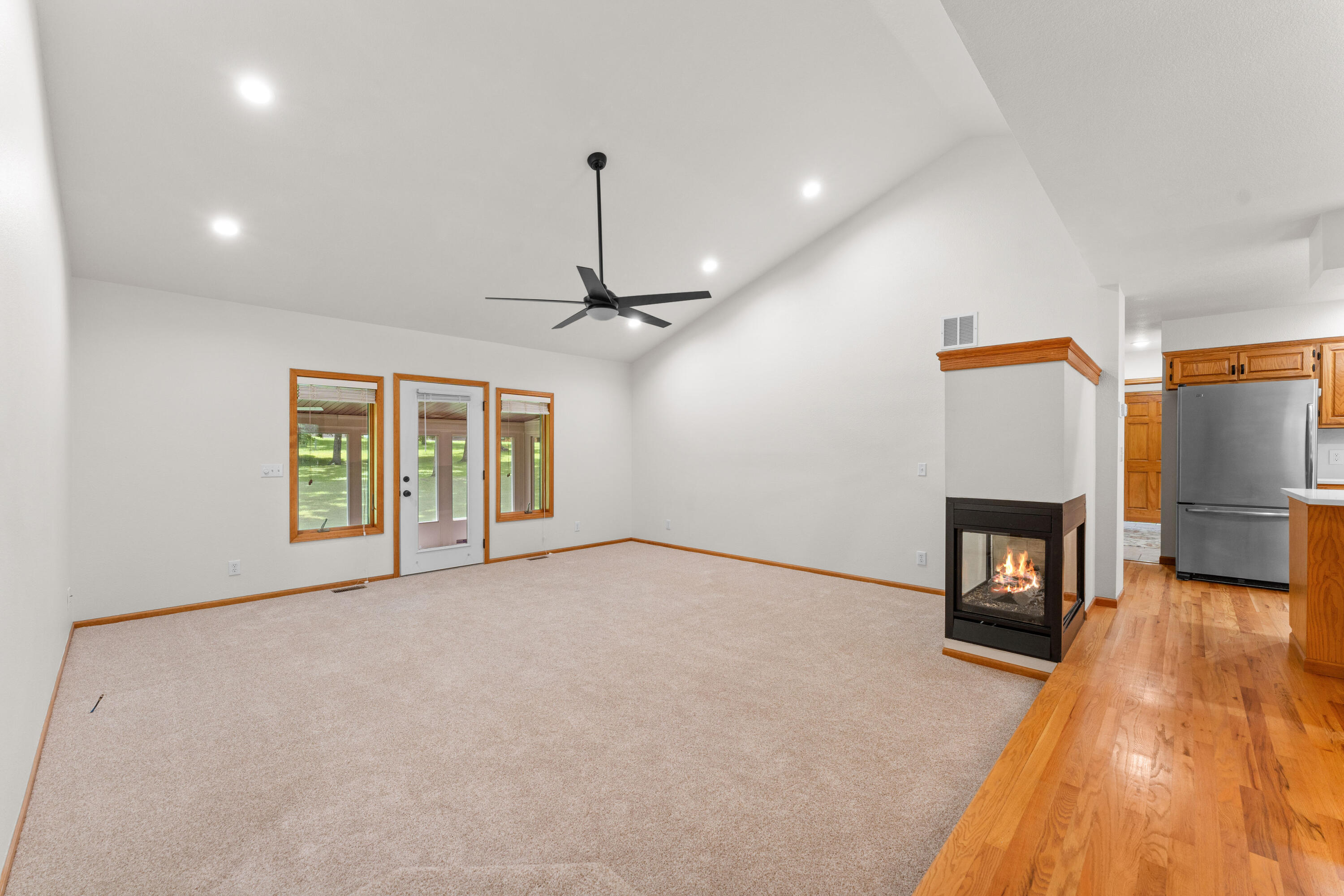 24382 Green Shores Drive Property Photo 8