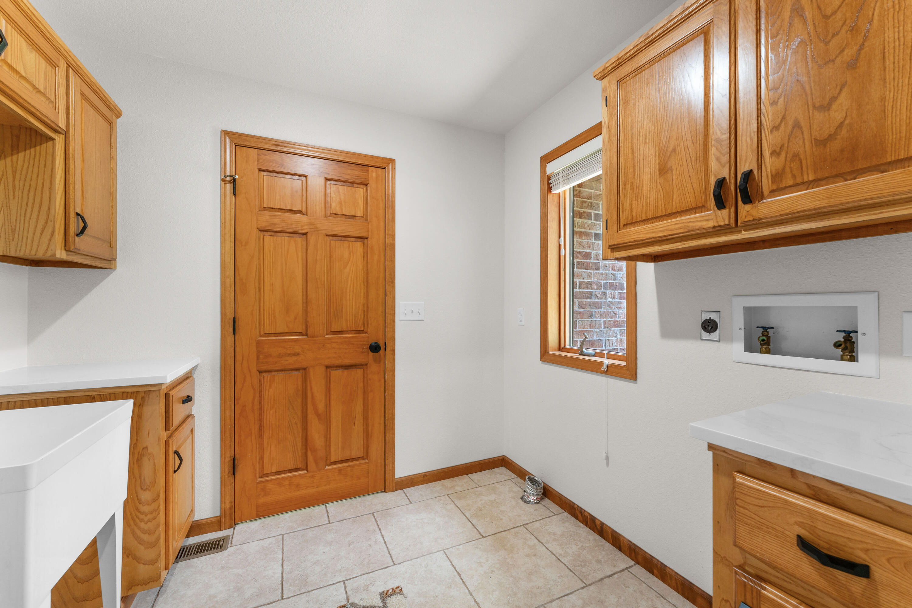 24382 Green Shores Drive Property Photo 16