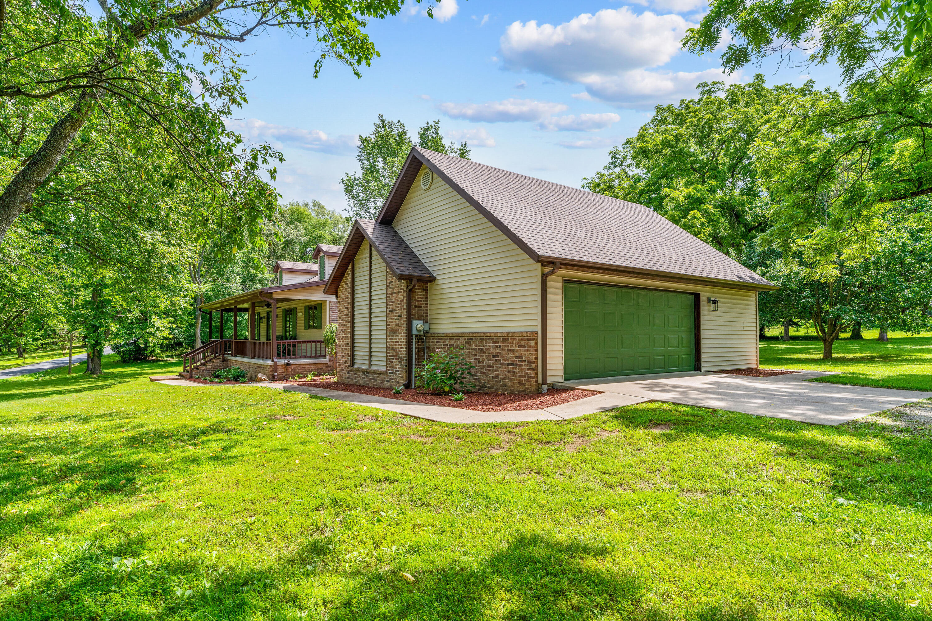 24382 Green Shores Drive Property Photo 33