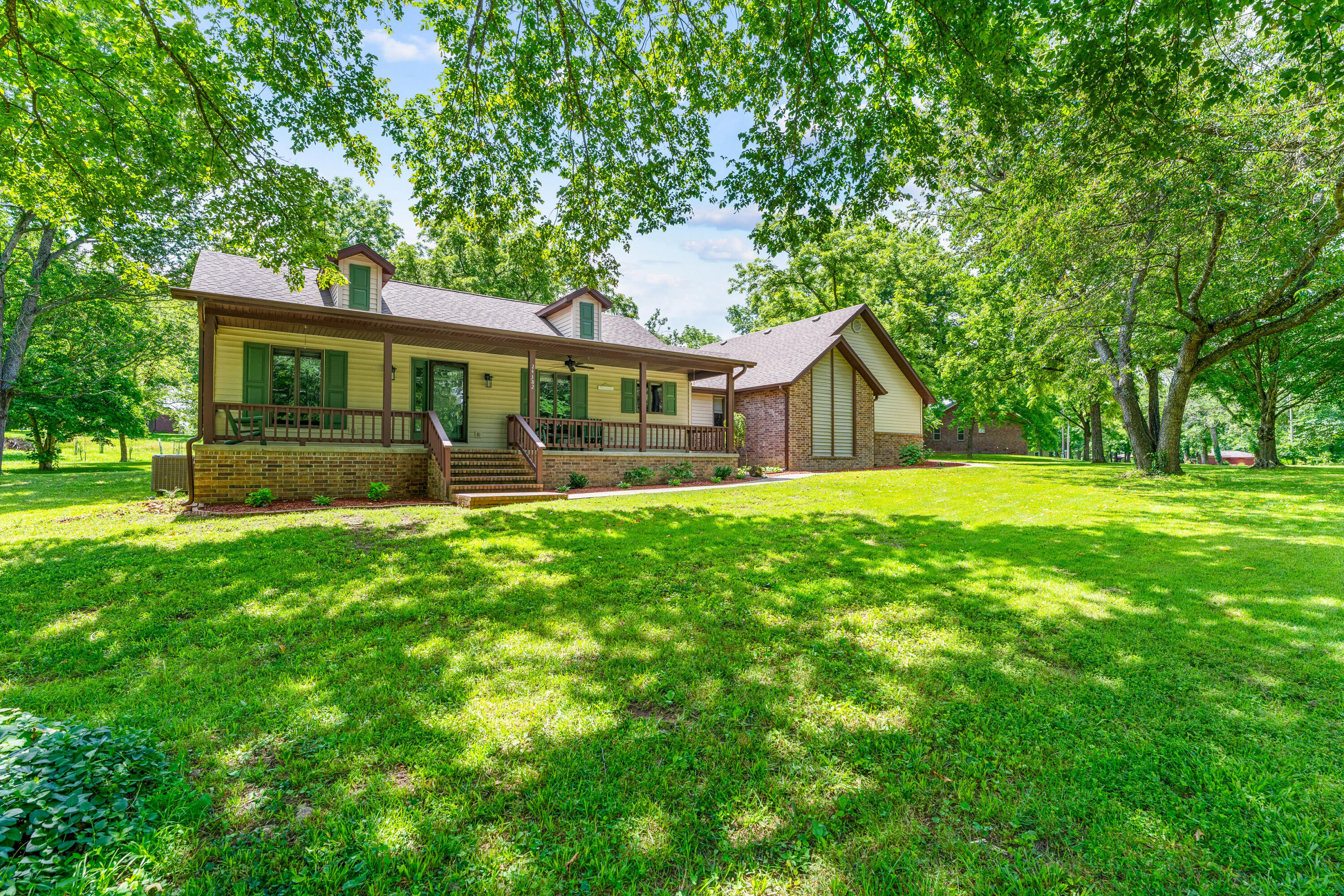24382 Green Shores Drive Property Photo 35